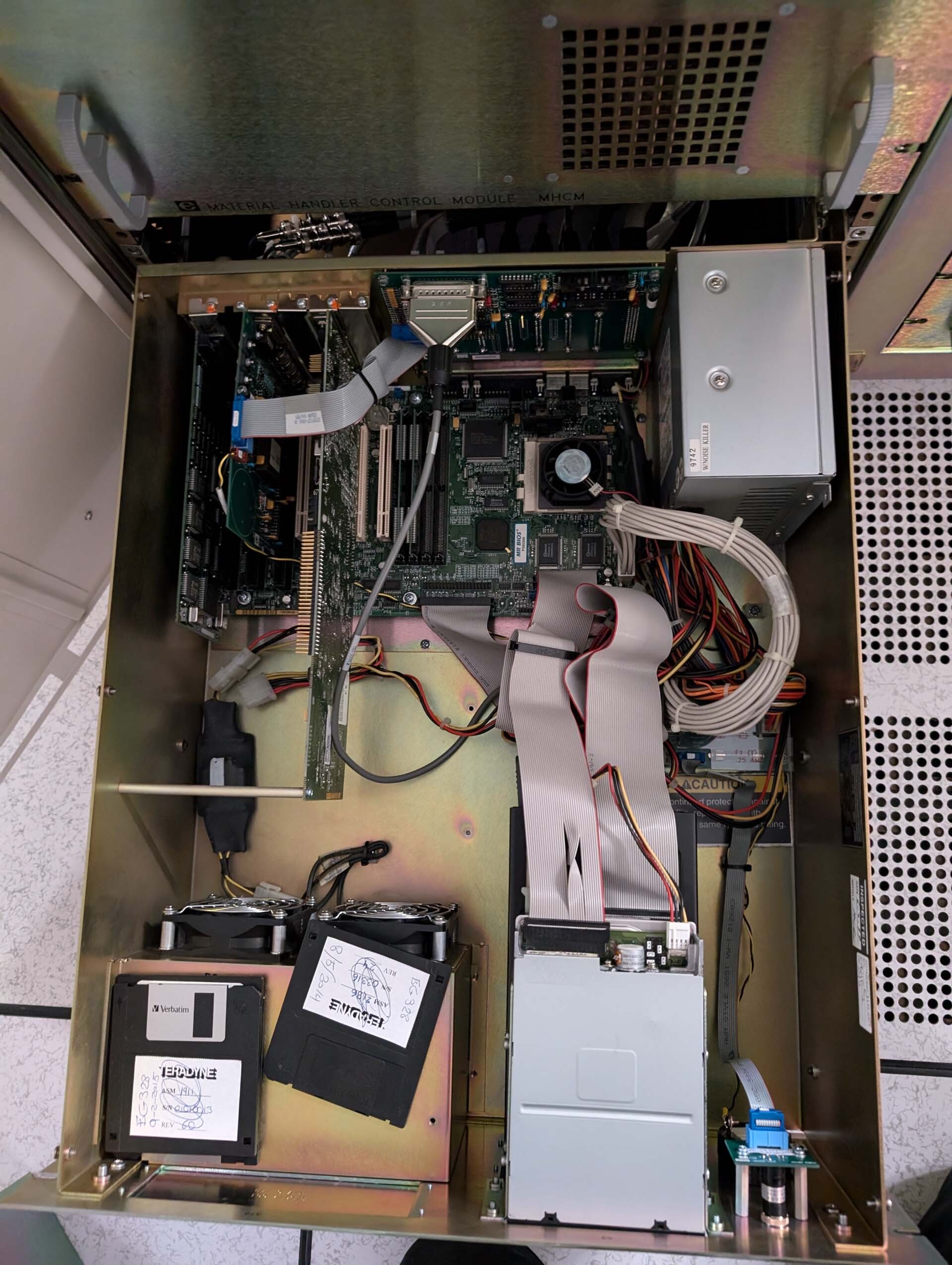 Photo Used ELECTROGLAS / EG 4090 For Sale