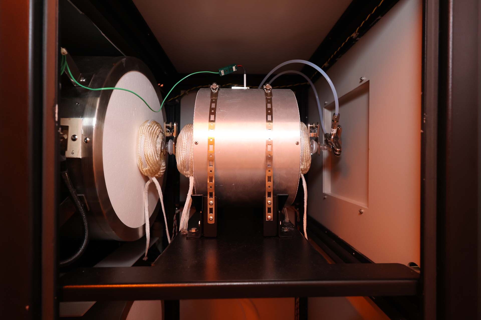 フォト（写真） 使用される CVD EQUIPMENT CORPORATION LPCVD Furnace 販売のために