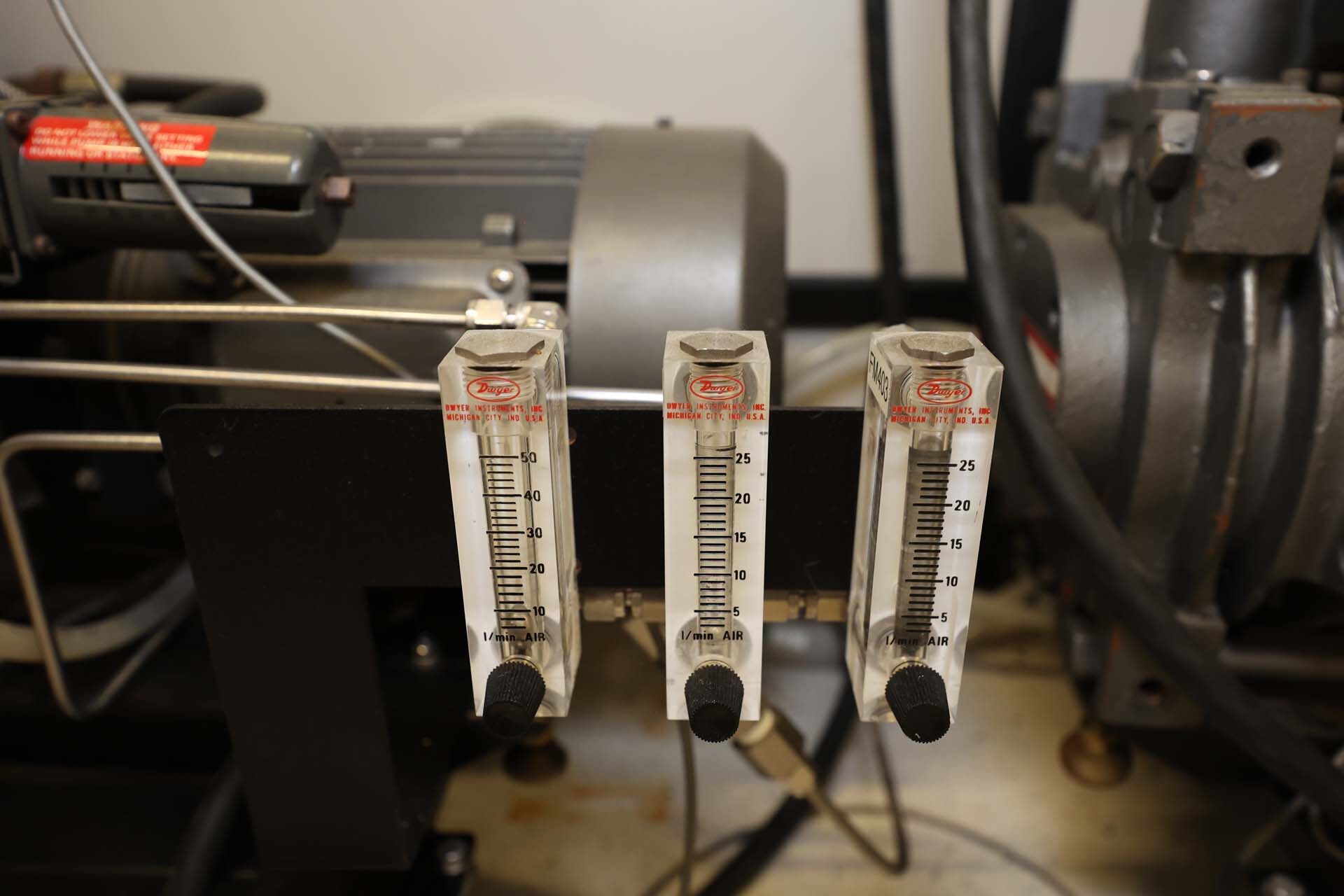 フォト（写真） 使用される CVD EQUIPMENT CORPORATION LPCVD Furnace 販売のために