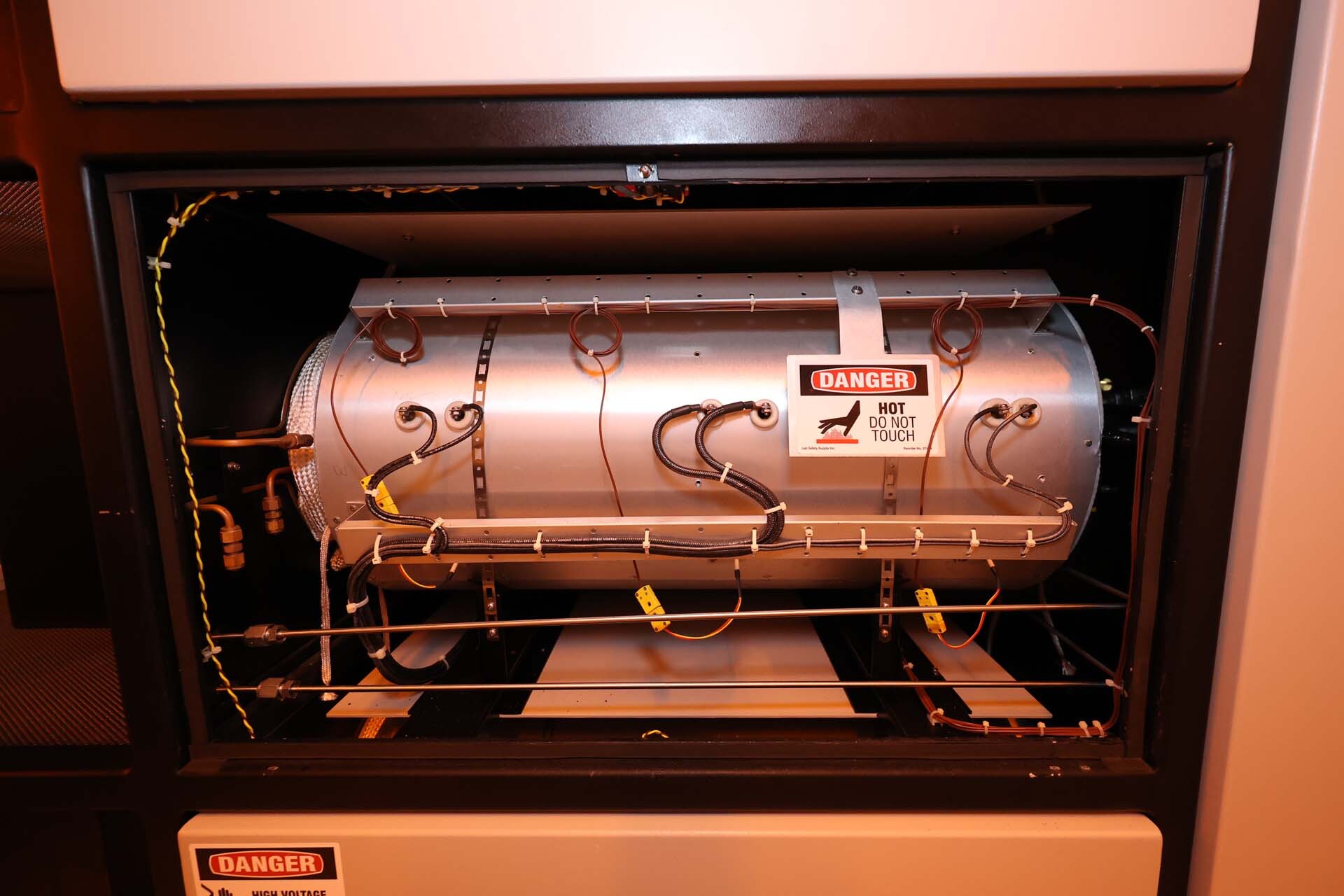 フォト（写真） 使用される CVD EQUIPMENT CORPORATION LPCVD Furnace 販売のために