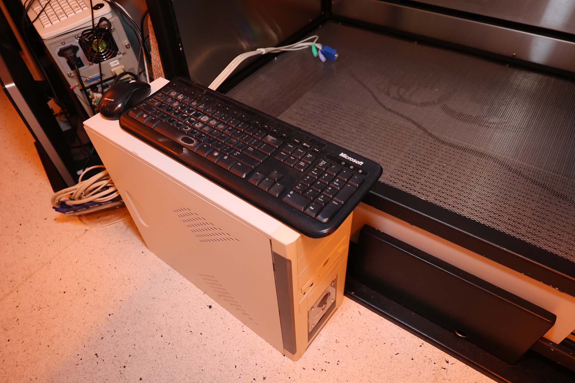 フォト（写真） 使用される CVD EQUIPMENT CORPORATION LPCVD Furnace 販売のために
