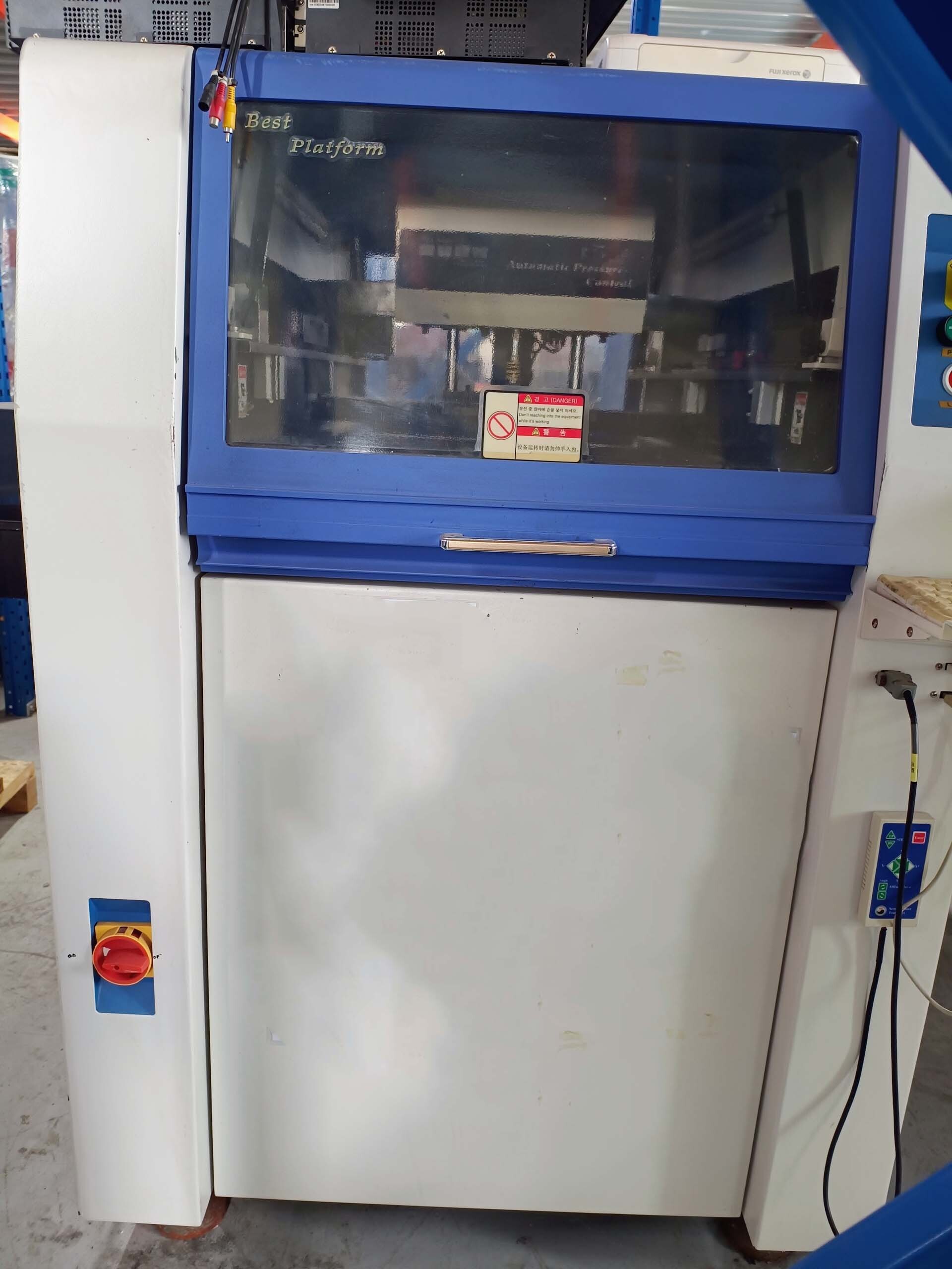 图为 已使用的 HYOSUNG HIT-520 待售