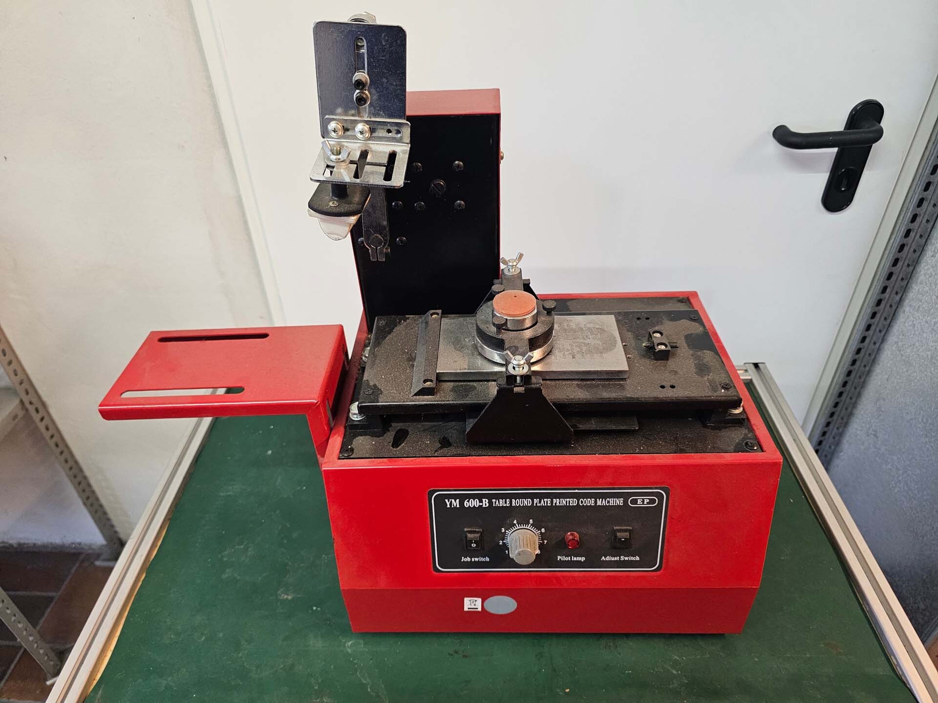 Foto Verwendet EP YM 600-B Zum Verkauf