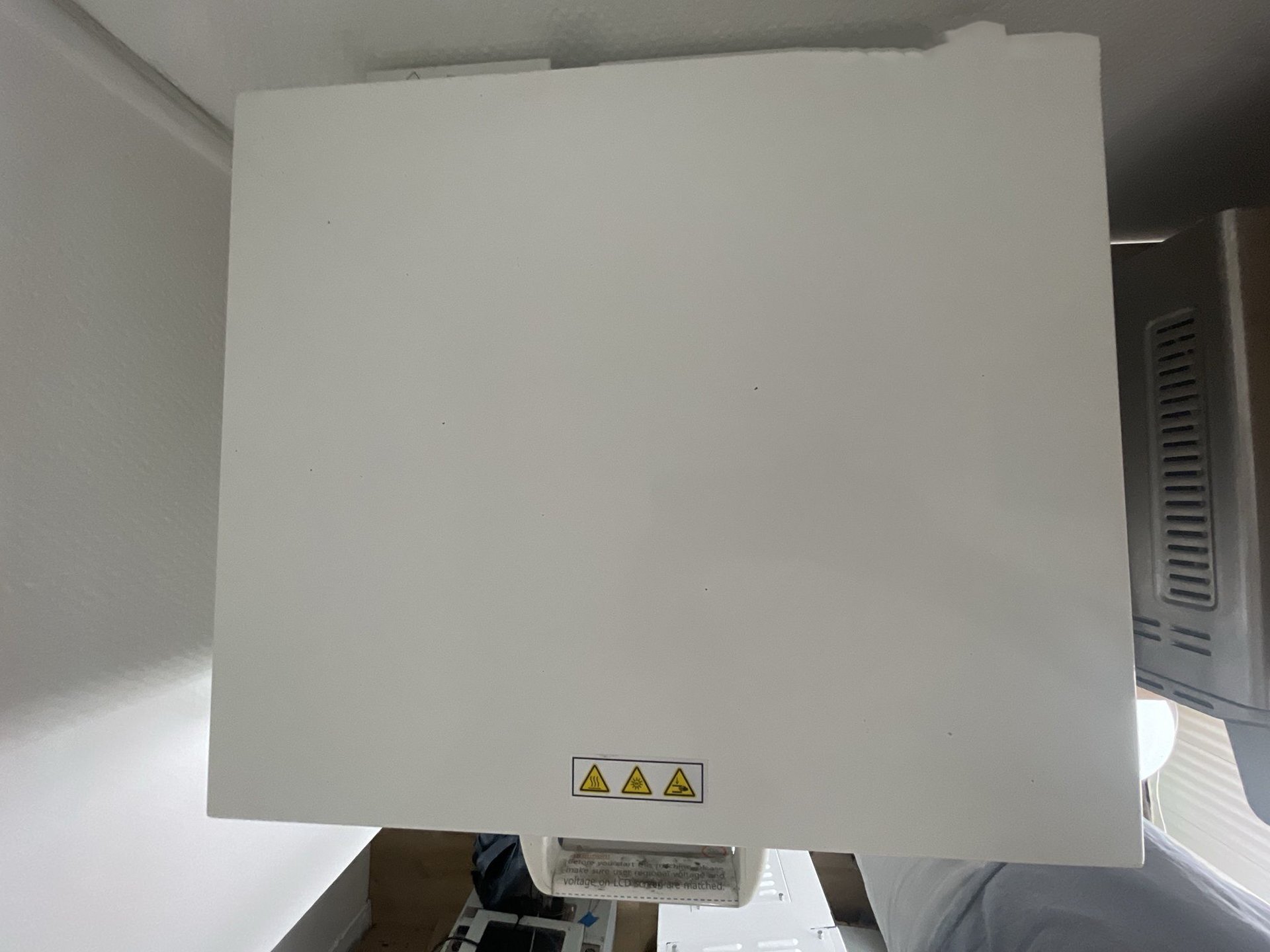 图为 已使用的 3D SYSTEMS LC-3DPrint Box 待售