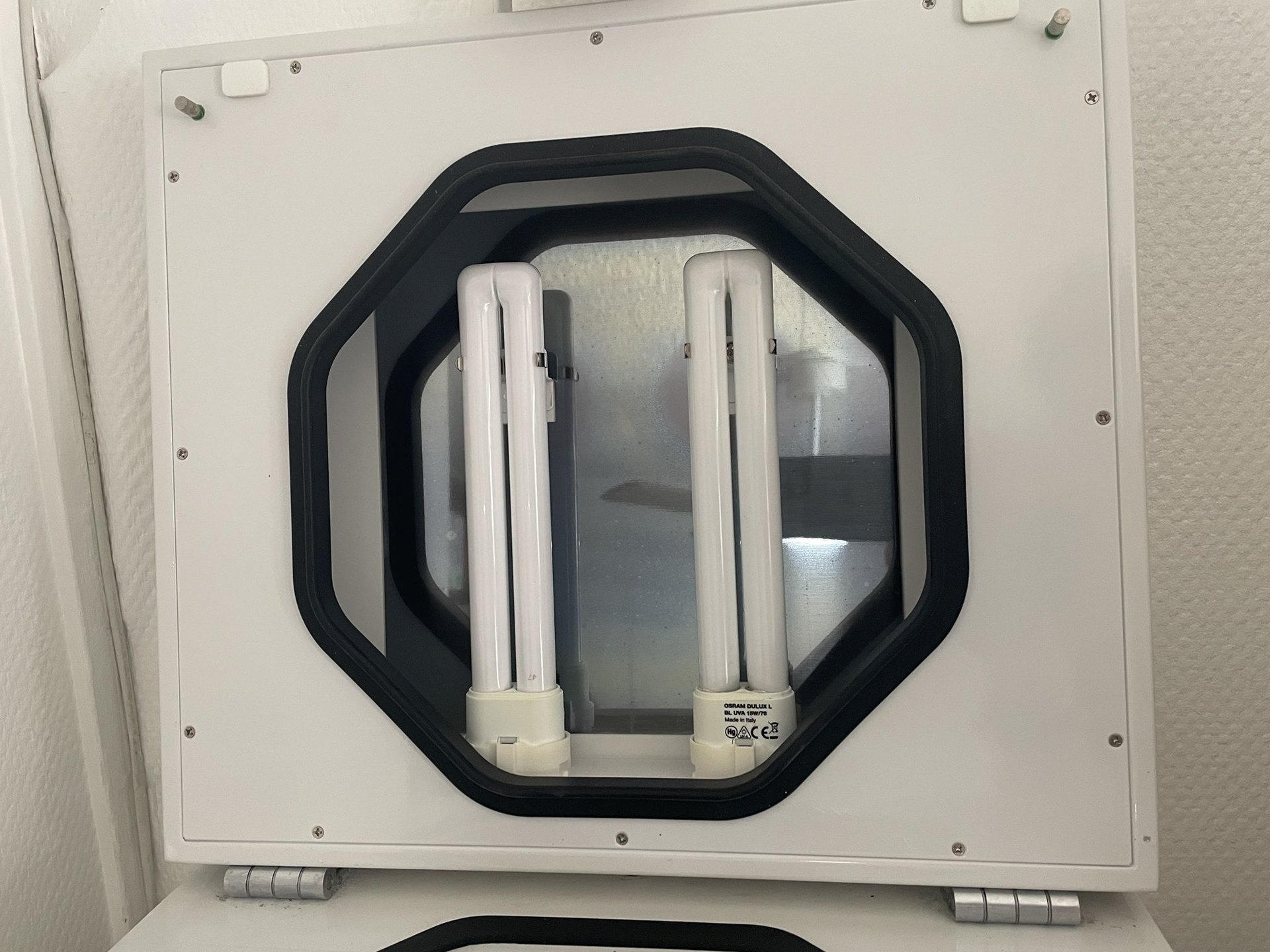 图为 已使用的 3D SYSTEMS LC-3DPrint Box 待售