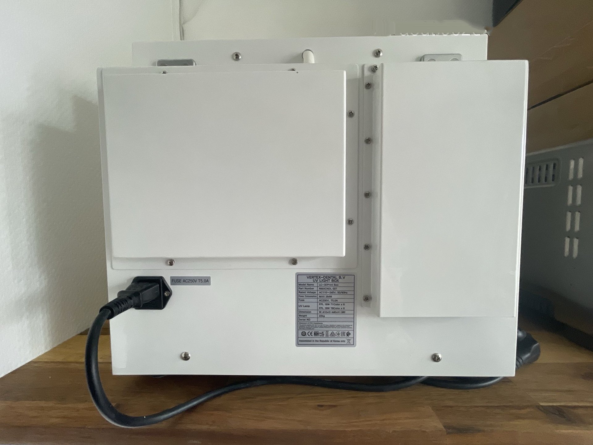 图为 已使用的 3D SYSTEMS LC-3DPrint Box 待售