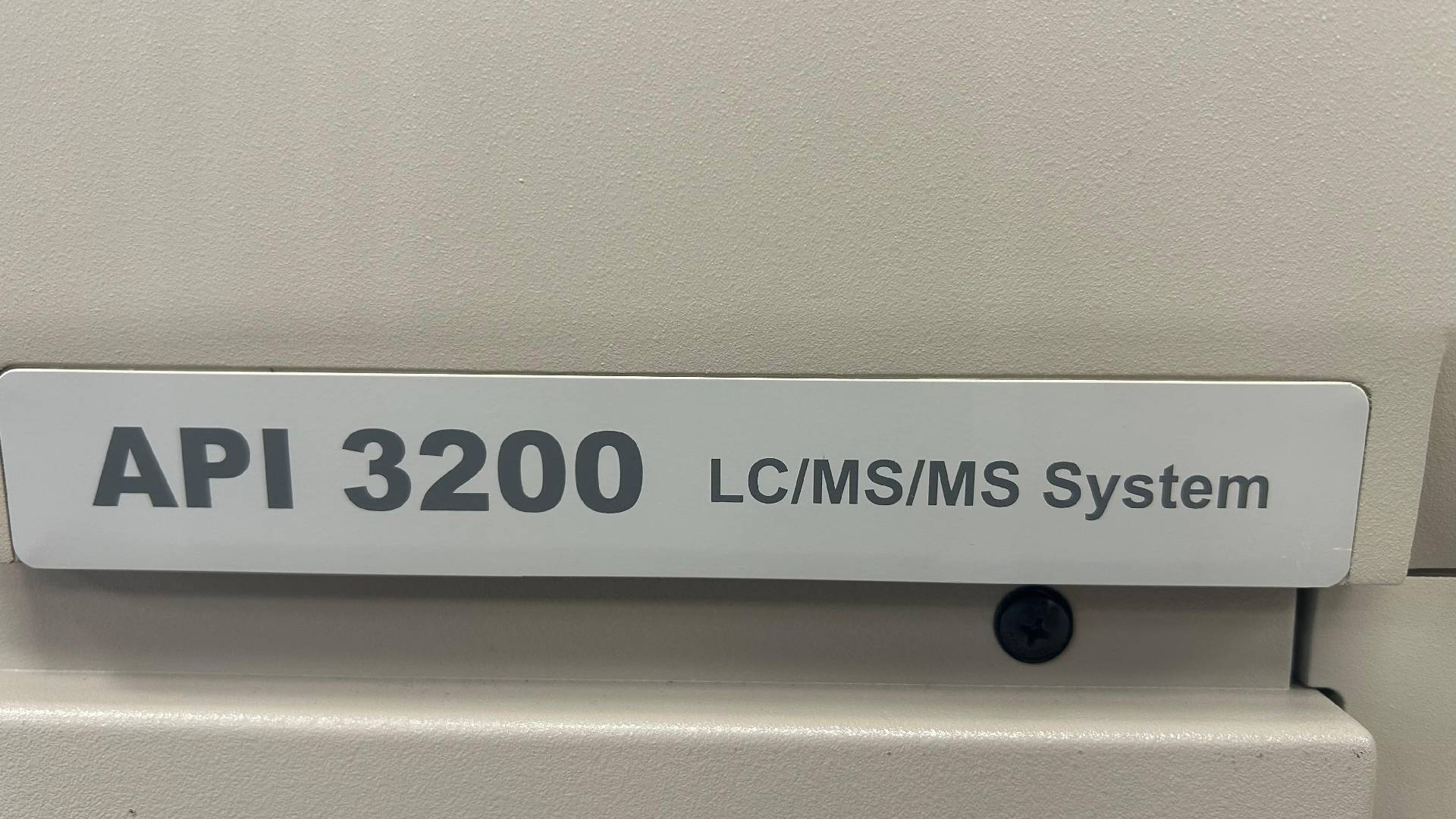 Photo Utilisé AB SCIEX / APPLIED BIOSYSTEMS / ABI / MDS SCIEX API 3200 À vendre