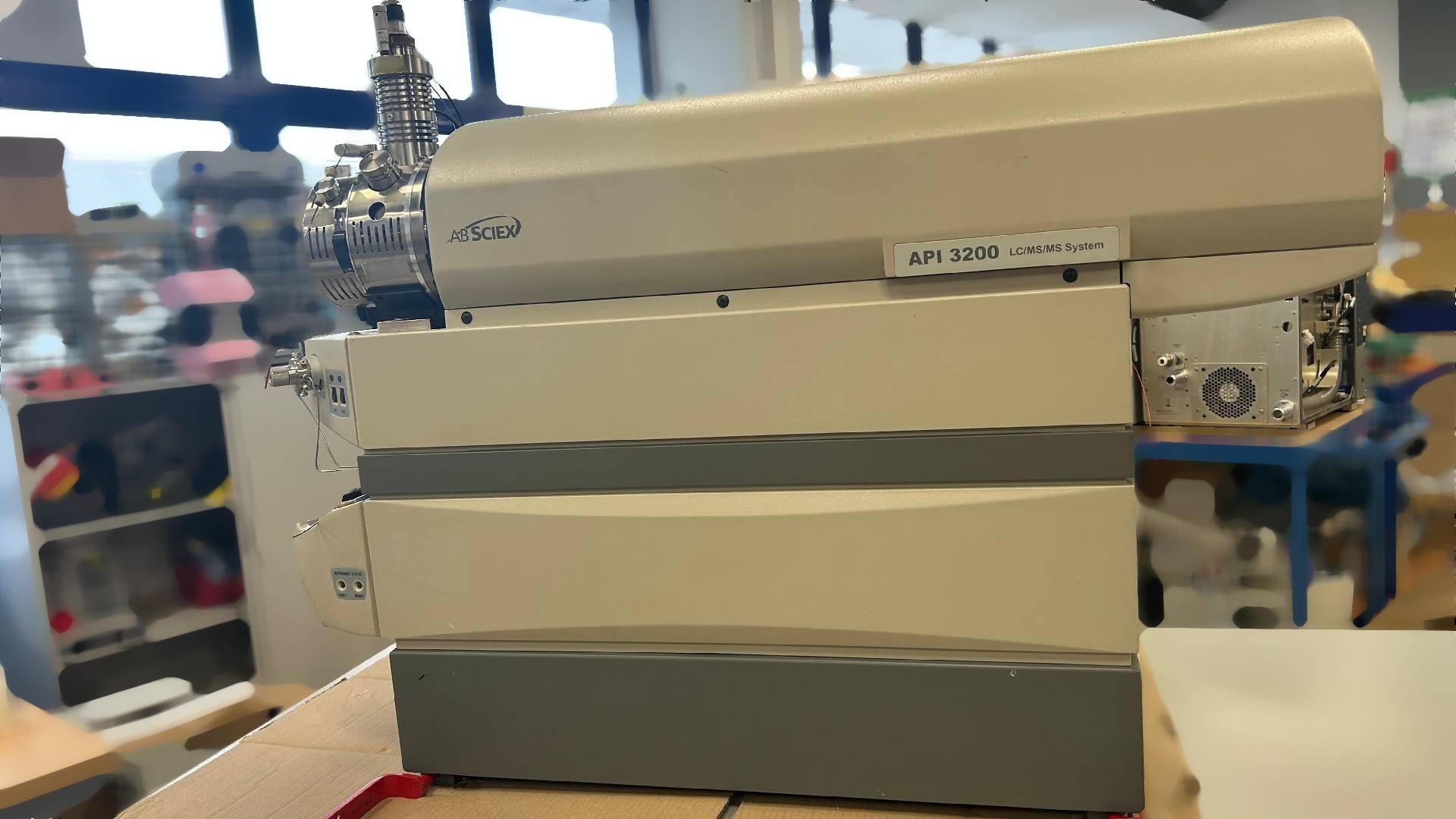 Photo Utilisé AB SCIEX / APPLIED BIOSYSTEMS / ABI / MDS SCIEX API 3200 À vendre