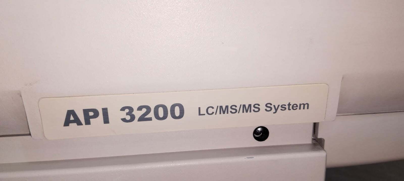 Photo Used AB SCIEX / APPLIED BIOSYSTEMS / ABI / MDS SCIEX API 3200 For Sale