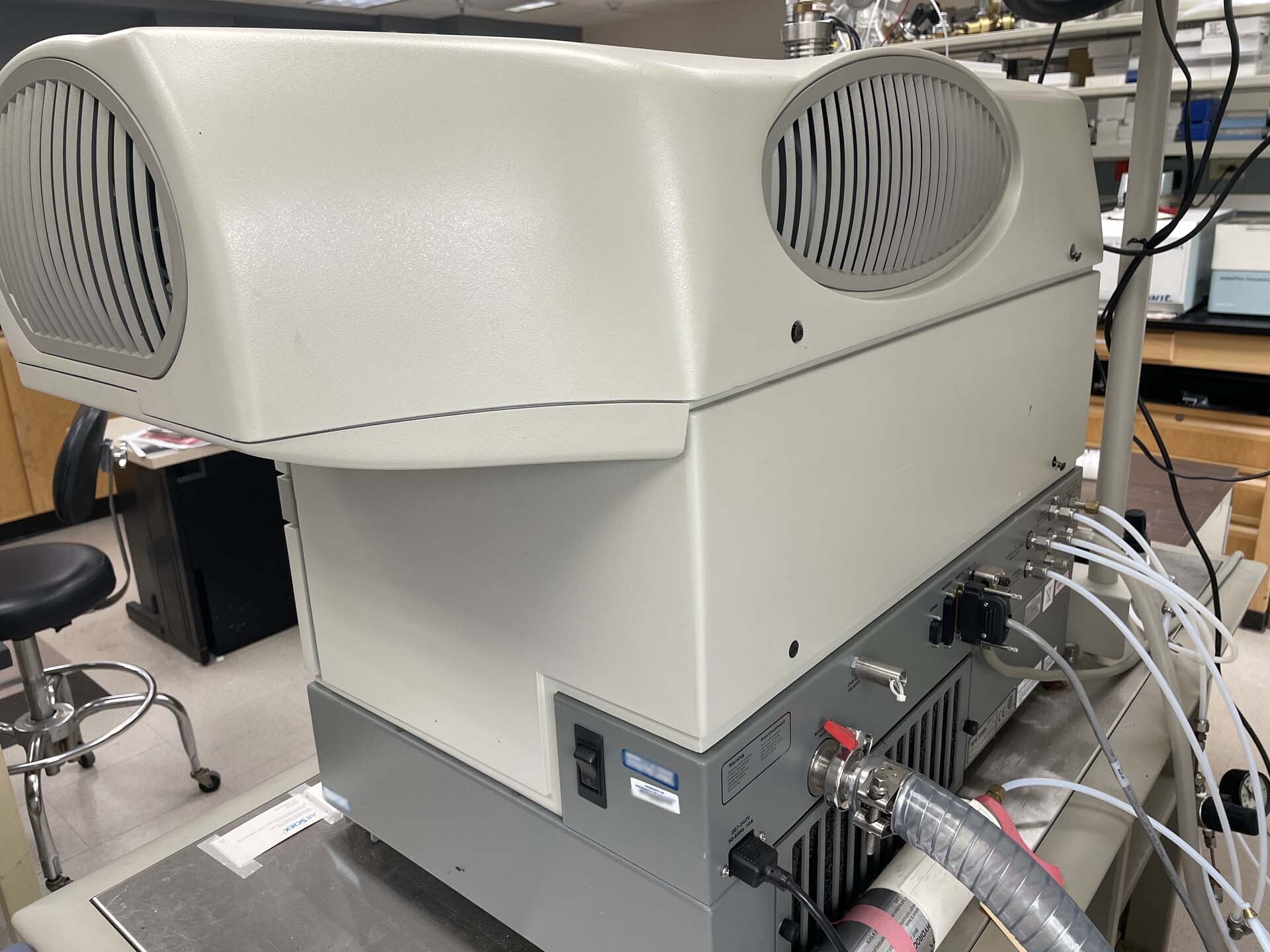 フォト（写真） 使用される AB SCIEX / APPLIED BIOSYSTEMS / ABI / MDS SCIEX Qtrap 3200 販売のために