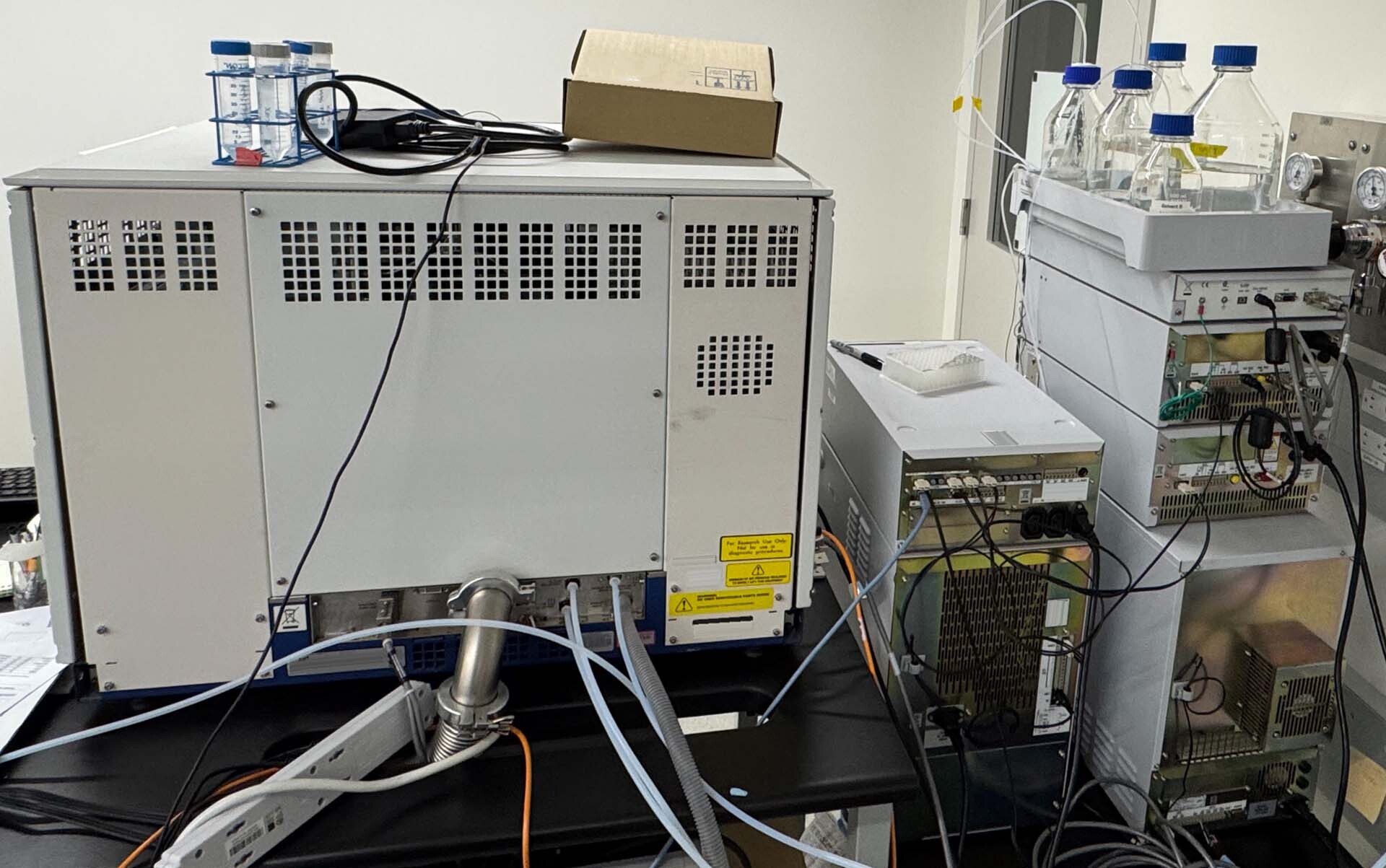 Photo Utilisé AB SCIEX / APPLIED BIOSYSTEMS / ABI / MDS SCIEX Qtrap 6500 À vendre