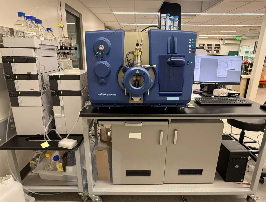 Photo Utilisé AB SCIEX / APPLIED BIOSYSTEMS / ABI / MDS SCIEX Qtrap 6500 À vendre