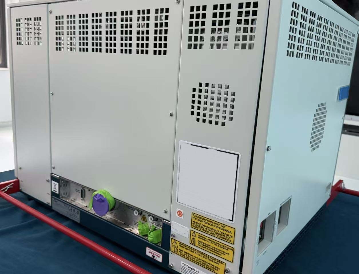 사진 사용됨 AB SCIEX / APPLIED BIOSYSTEMS / ABI / MDS SCIEX Qtrap 6500+ 판매용