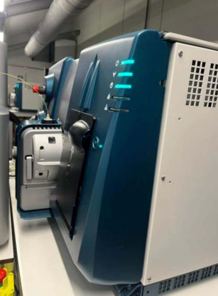 Photo Used AB SCIEX / APPLIED BIOSYSTEMS / ABI / MDS SCIEX Triple Quad 6500+ For Sale