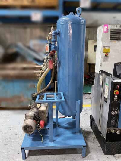 图为 已使用的 ABB 2400 待售