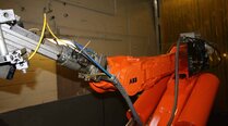 Photo Utilisé ABB IRB 6400 RM 2000 À vendre