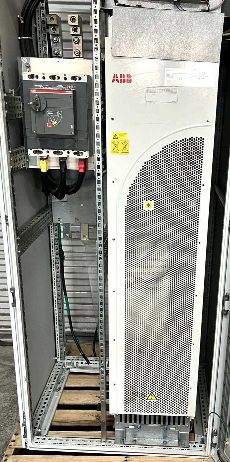 フォト（写真） 使用される ABB ACX550-U0-414A-4 販売のために