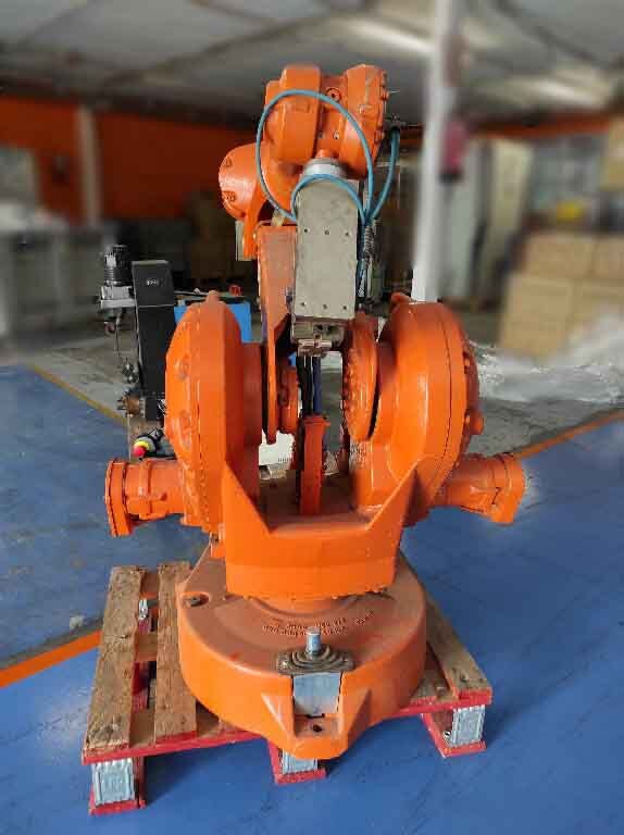 Photo Used ABB IRB 2400 M2000 For Sale