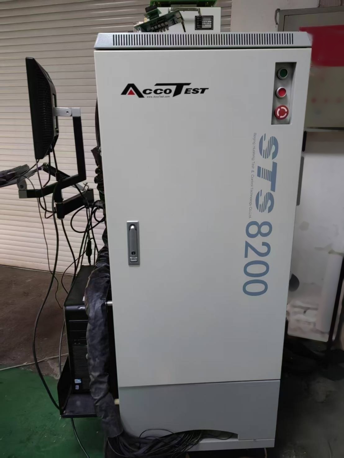 Photo Utilisé ACCOTEST STS 8200 À vendre