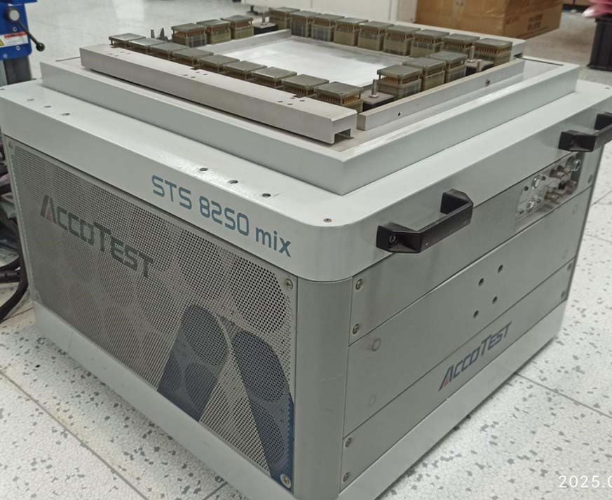 Foto Verwendet ACCOTEST STS 8250 Zum Verkauf
