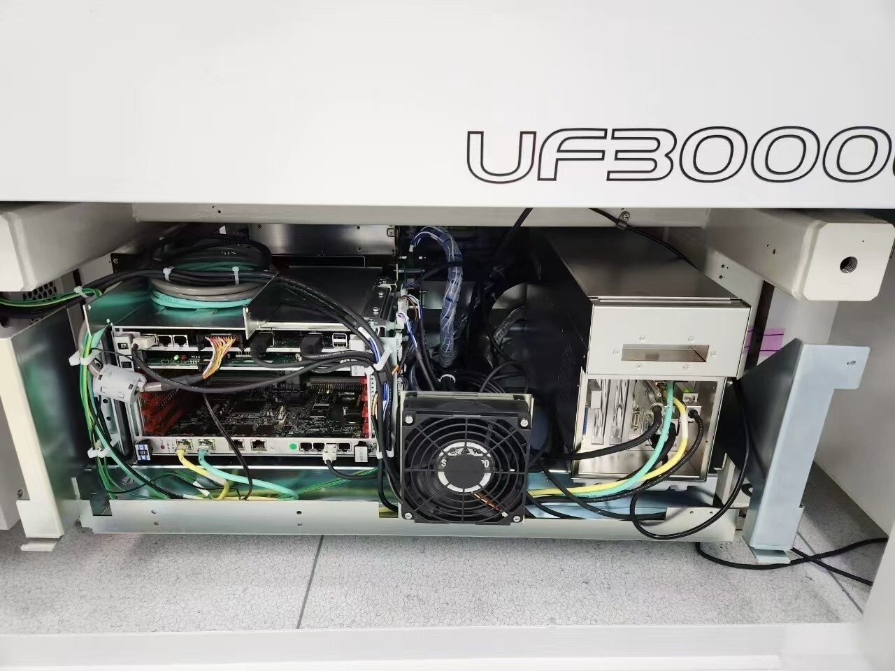 图为 已使用的 ACCRETECH / TSK UF 3000LX 待售