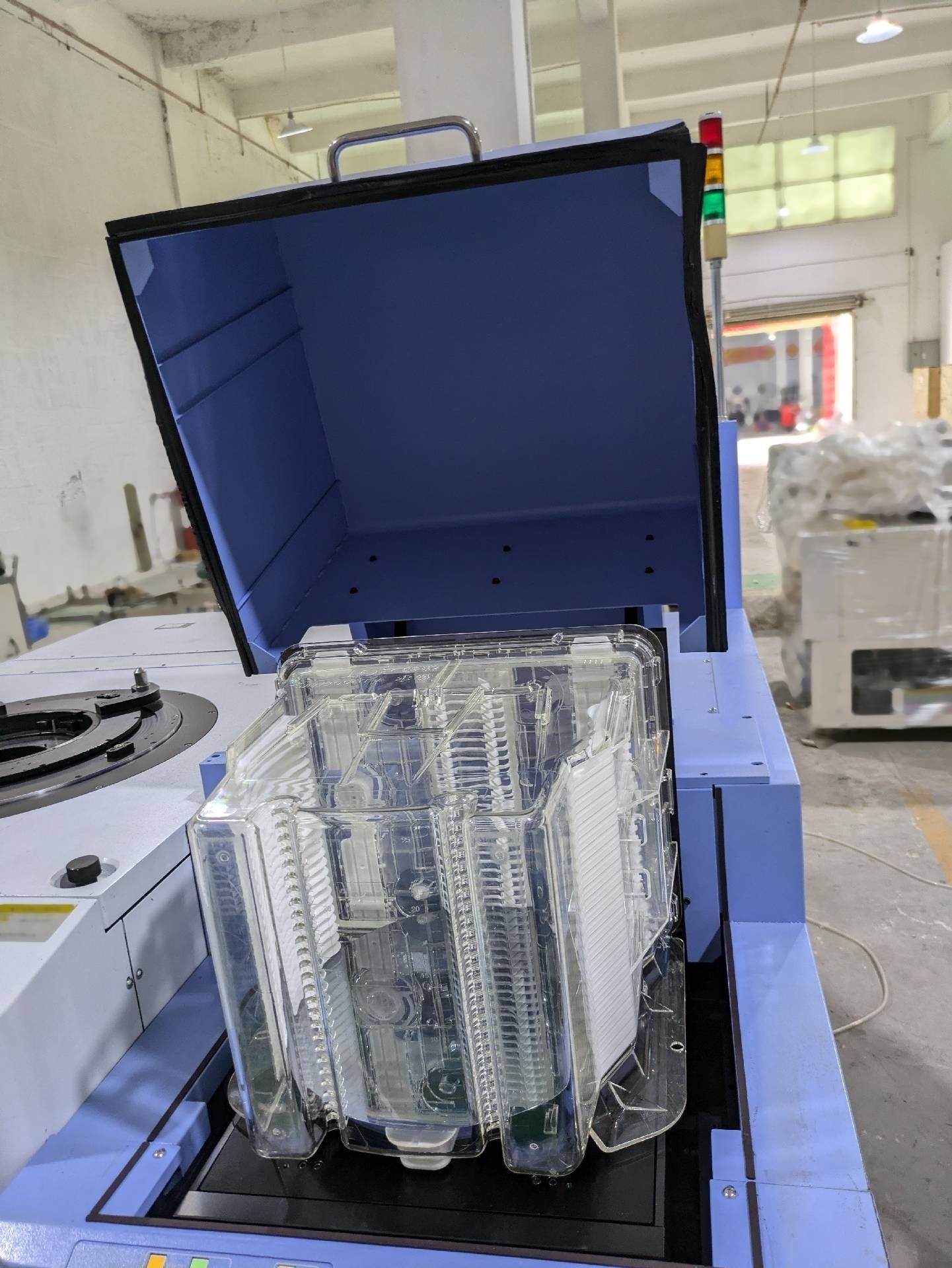 Photo Used ACCRETECH / TSK UF 300 For Sale
