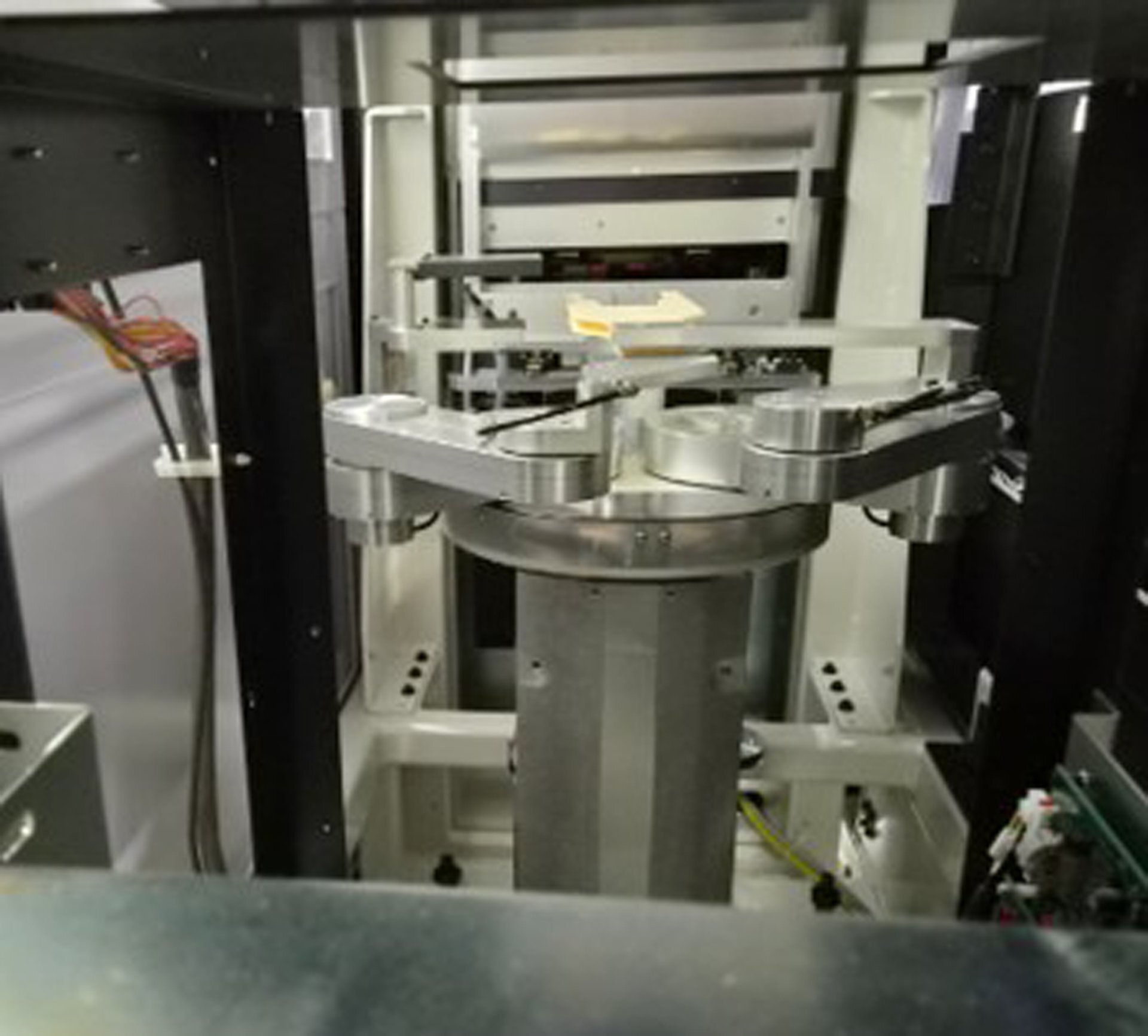 사진 사용됨 ACCRETECH / TSK UF3000 판매용