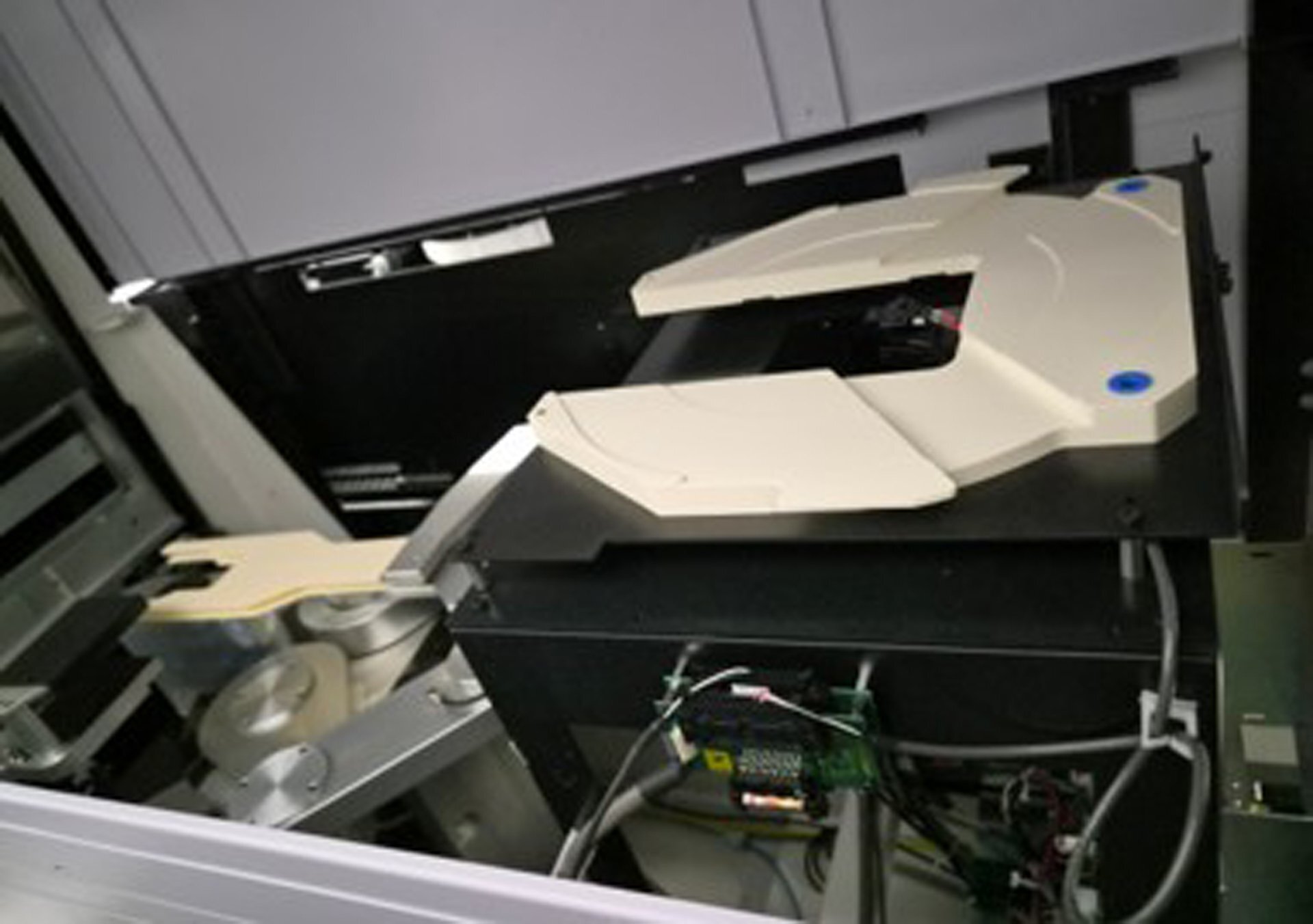 사진 사용됨 ACCRETECH / TSK UF3000 판매용