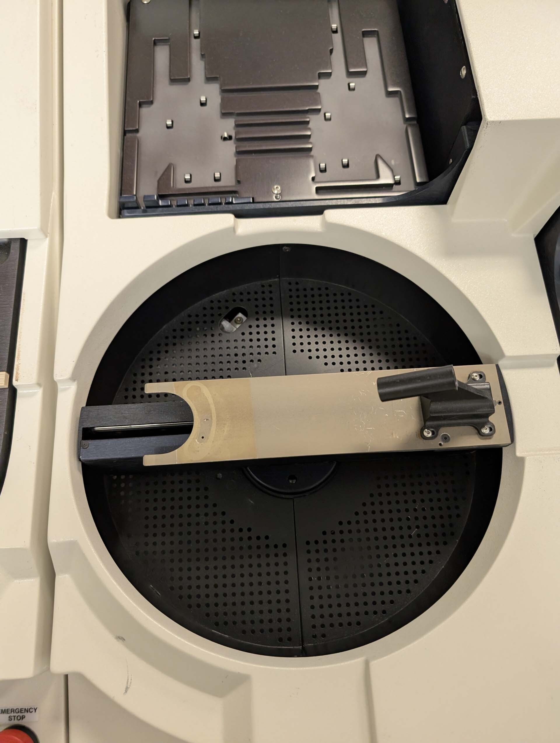 사진 사용됨 ADE / KLA / TENCOR 9700 UltraGage 판매용