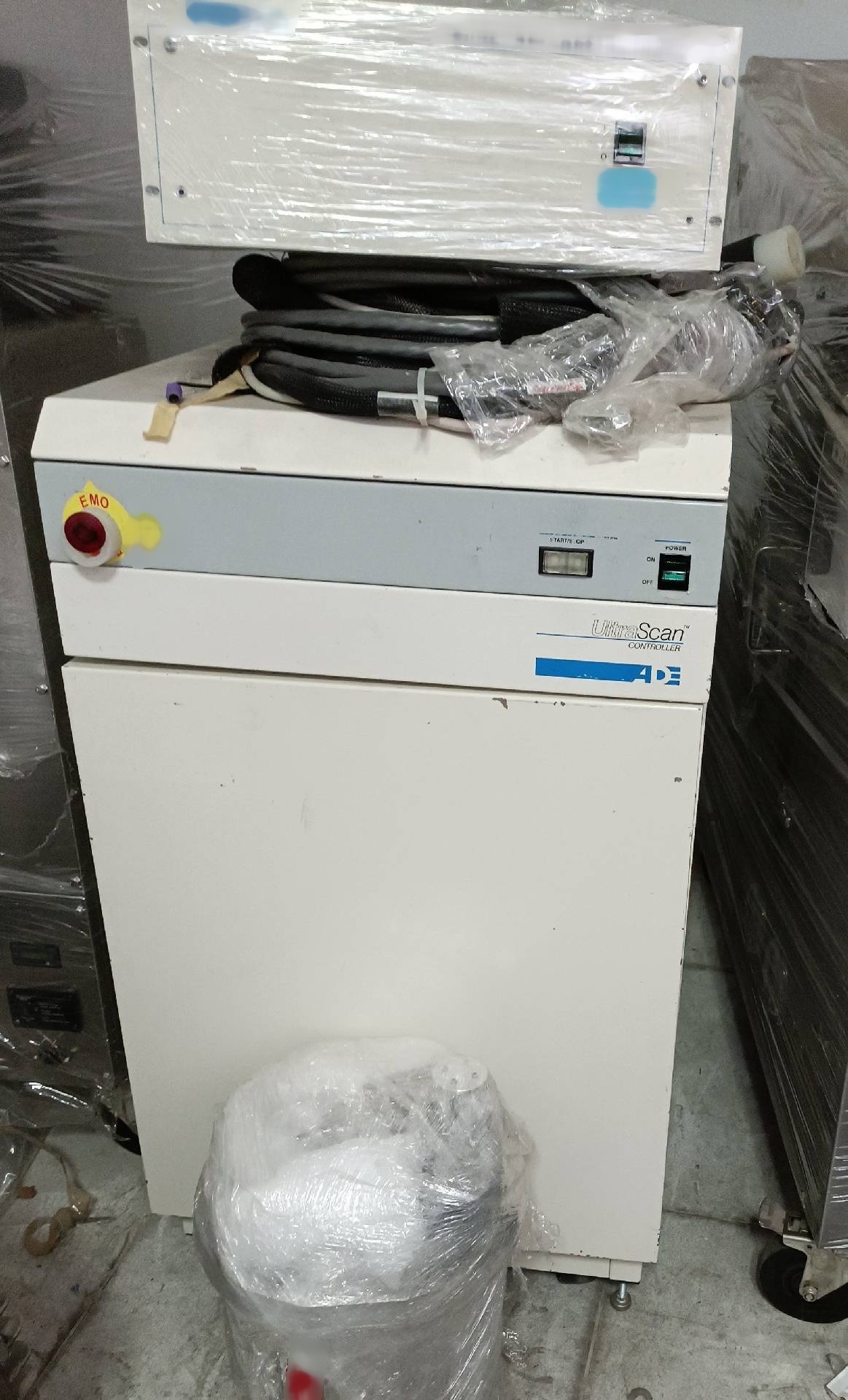 Photo Utilisé ADE / KLA / TENCOR UltraScan 9600 À vendre