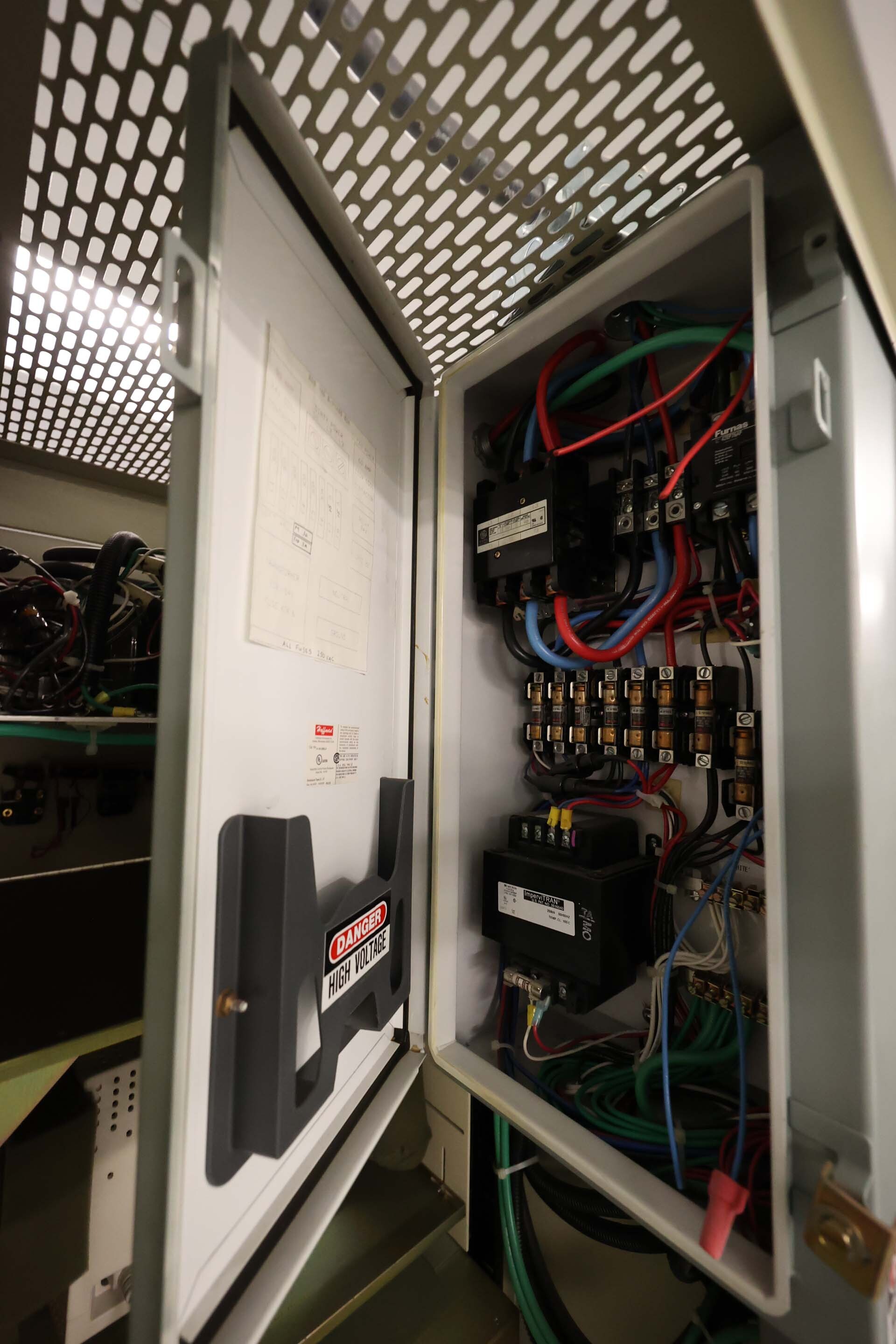 图为 已使用的 ADEC 7028 DC 待售