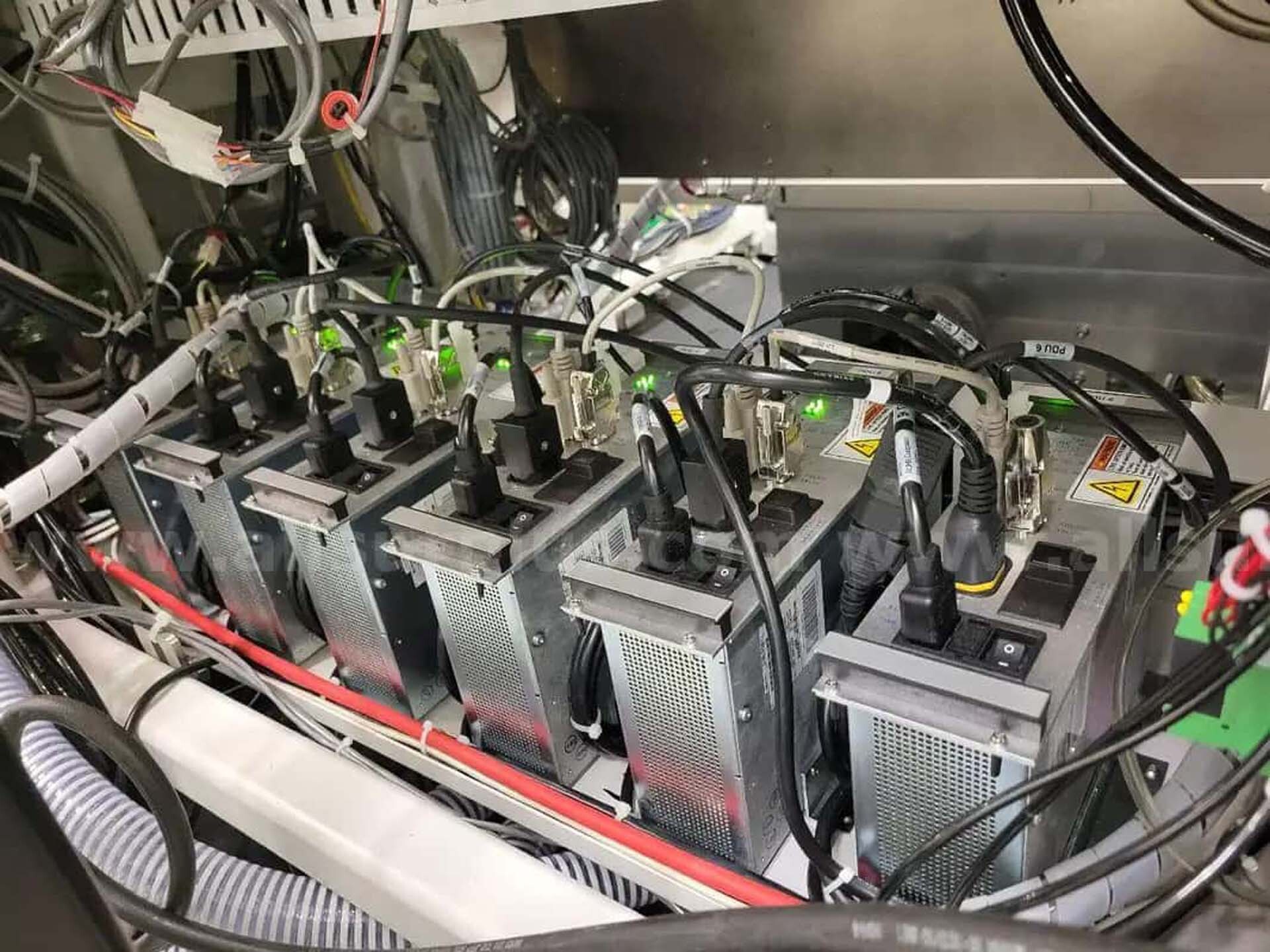 Photo Used ADEPT 550 MV For Sale