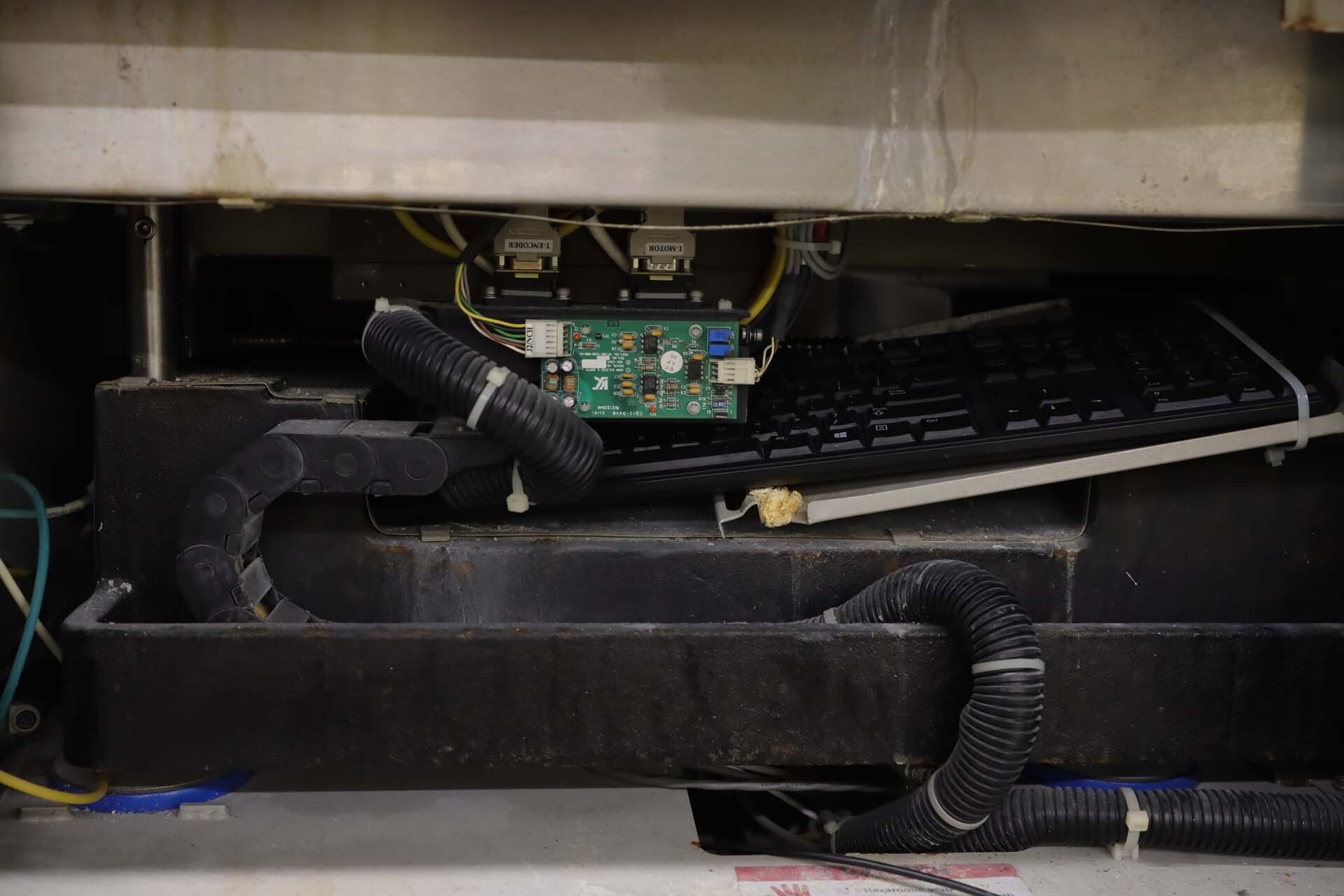 Photo Used ADT / K&S 7100 For Sale