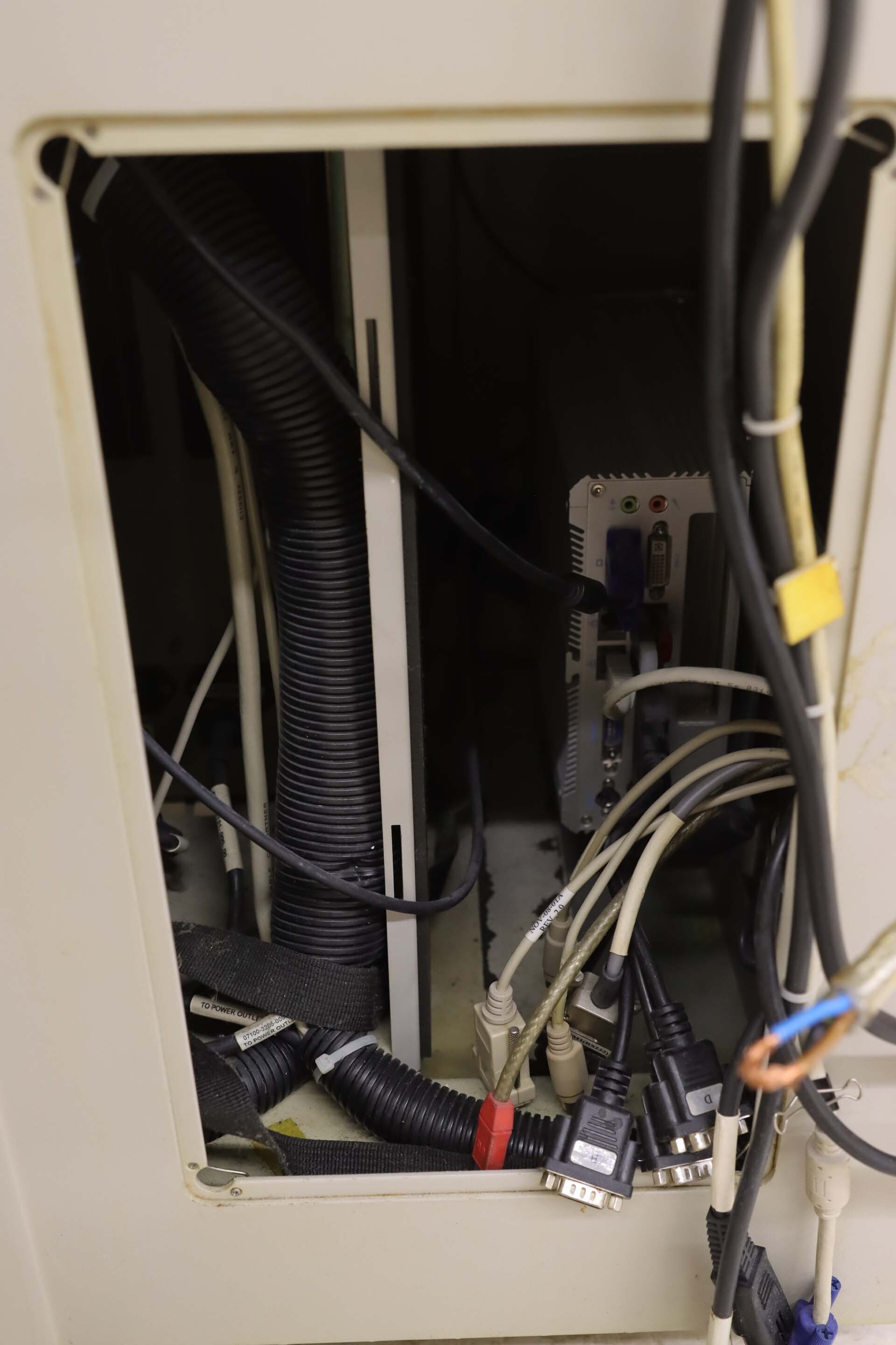 Photo Used ADT / K&S 7100 For Sale