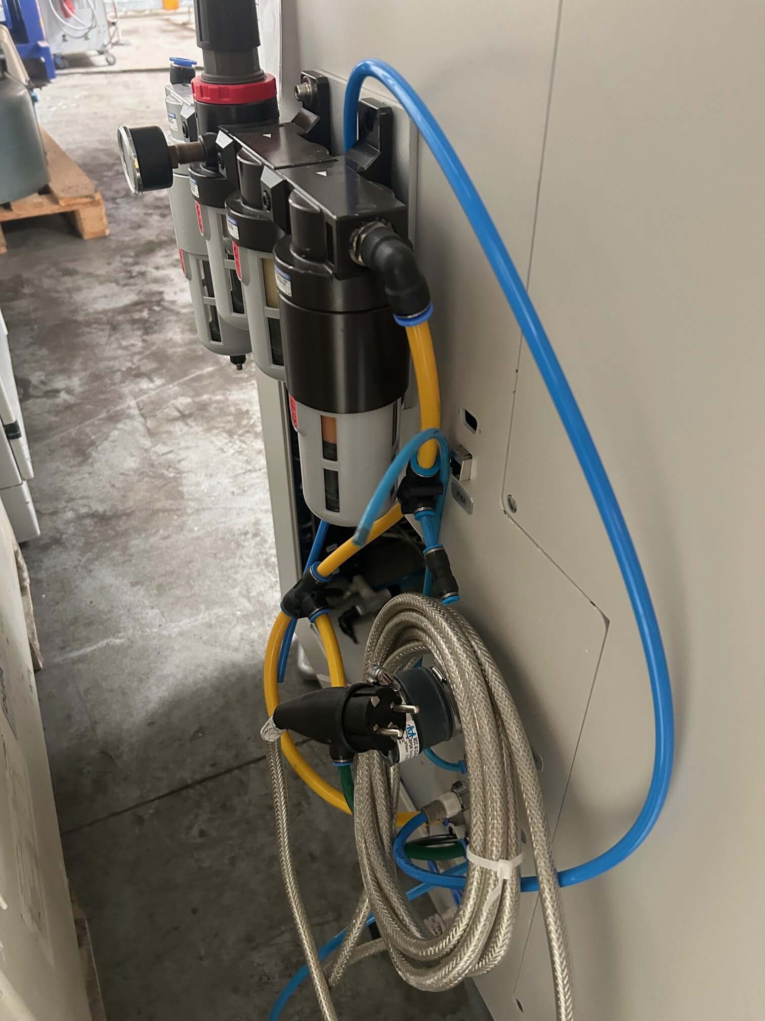 Foto Verwendet ADT / K&S 7200 Zum Verkauf