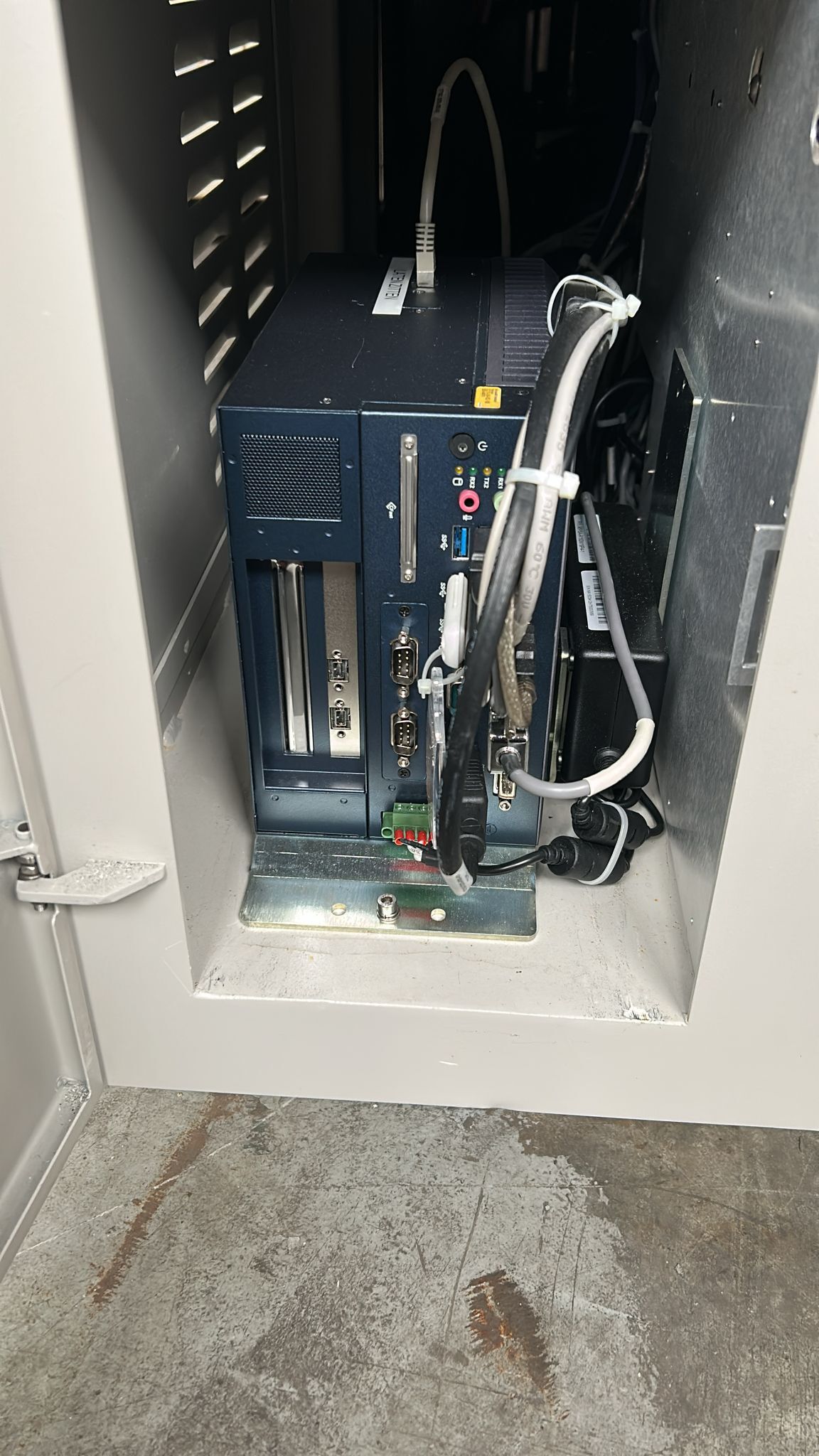 Foto Verwendet ADT / K&S 7200 Zum Verkauf