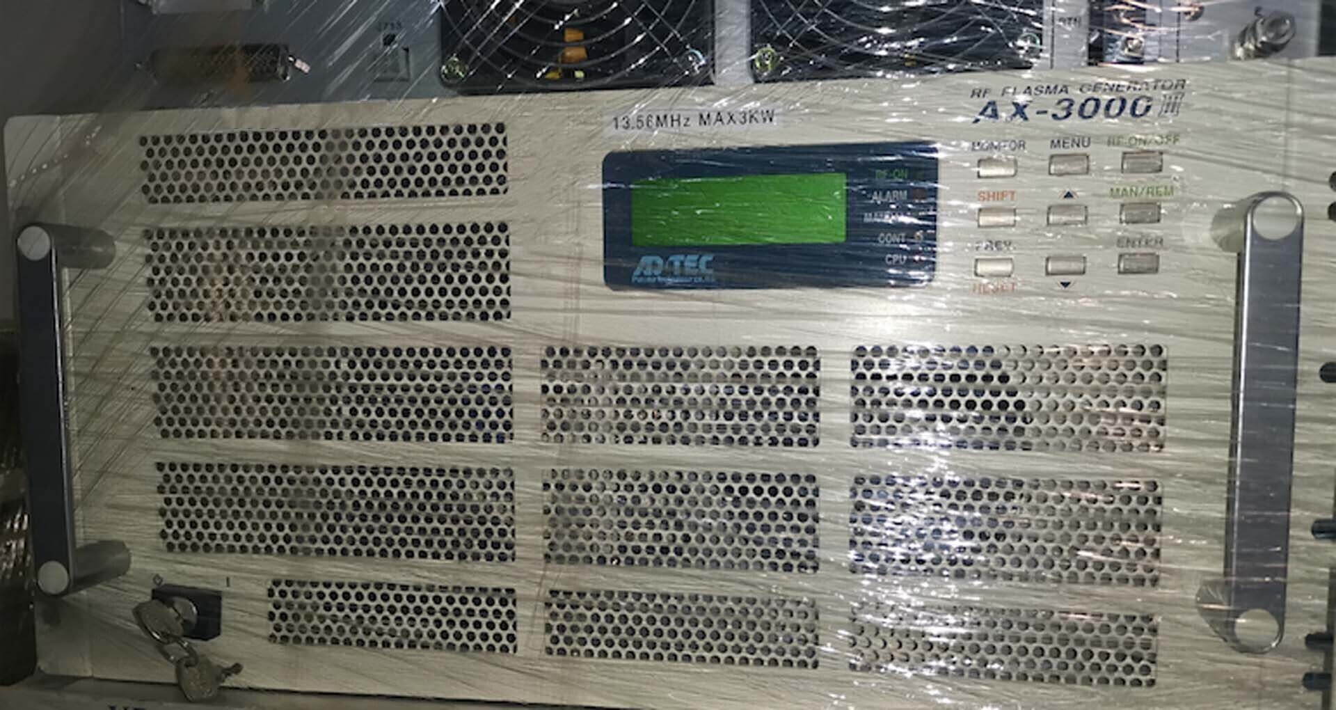 사진 사용됨 ADTEC Lot of RF generators 판매용