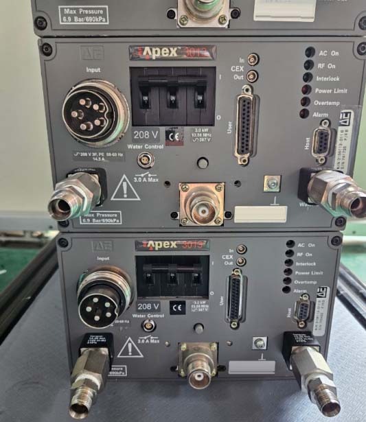 Photo Utilisé ADVANCED ENERGY Apex 3013 À vendre