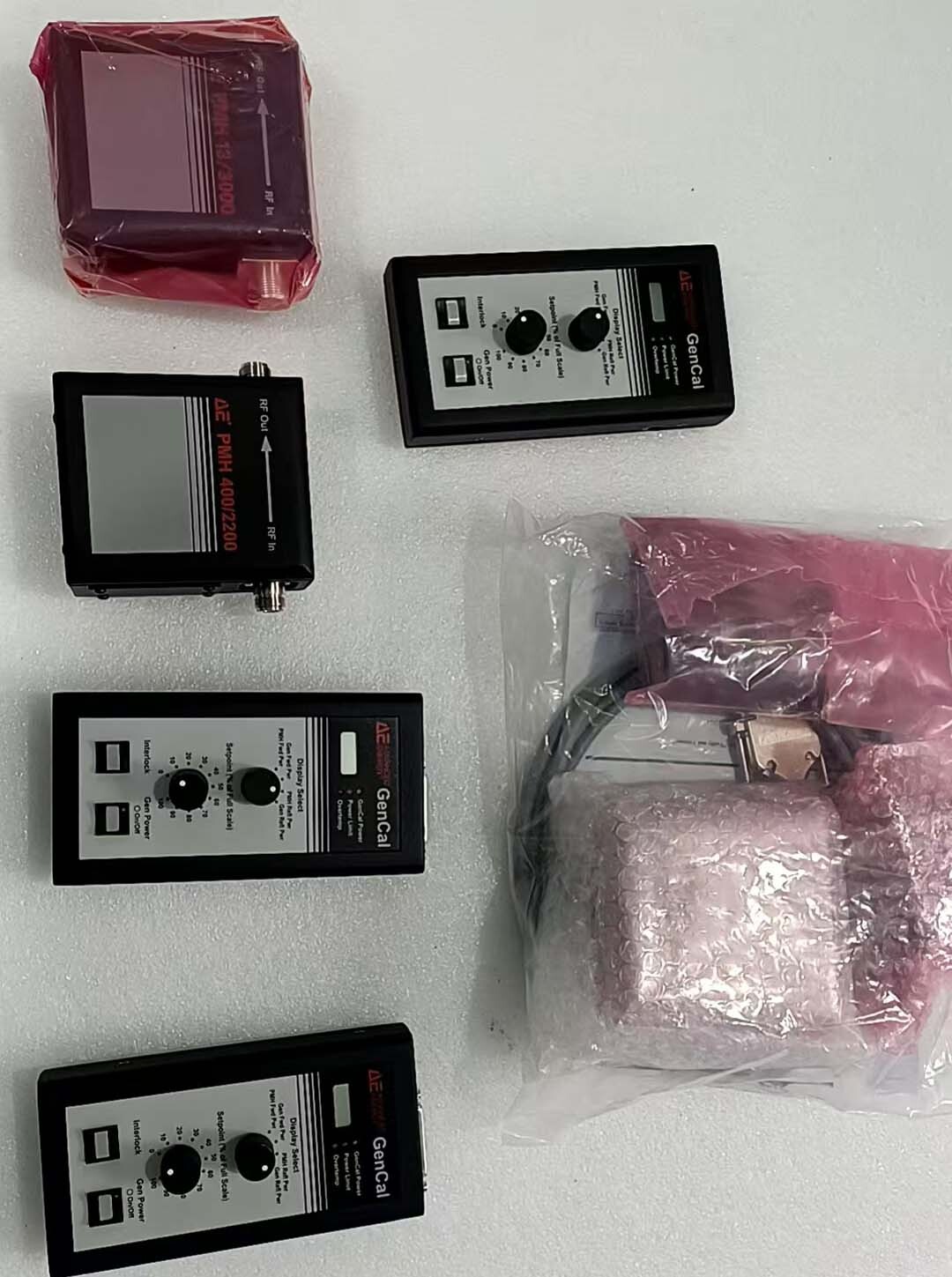 圖為 已使用的 ADVANCED ENERGY Lot of power meters 待售