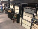 사진 사용됨 ADVANCED ENERGY Lot of power supplies 판매용