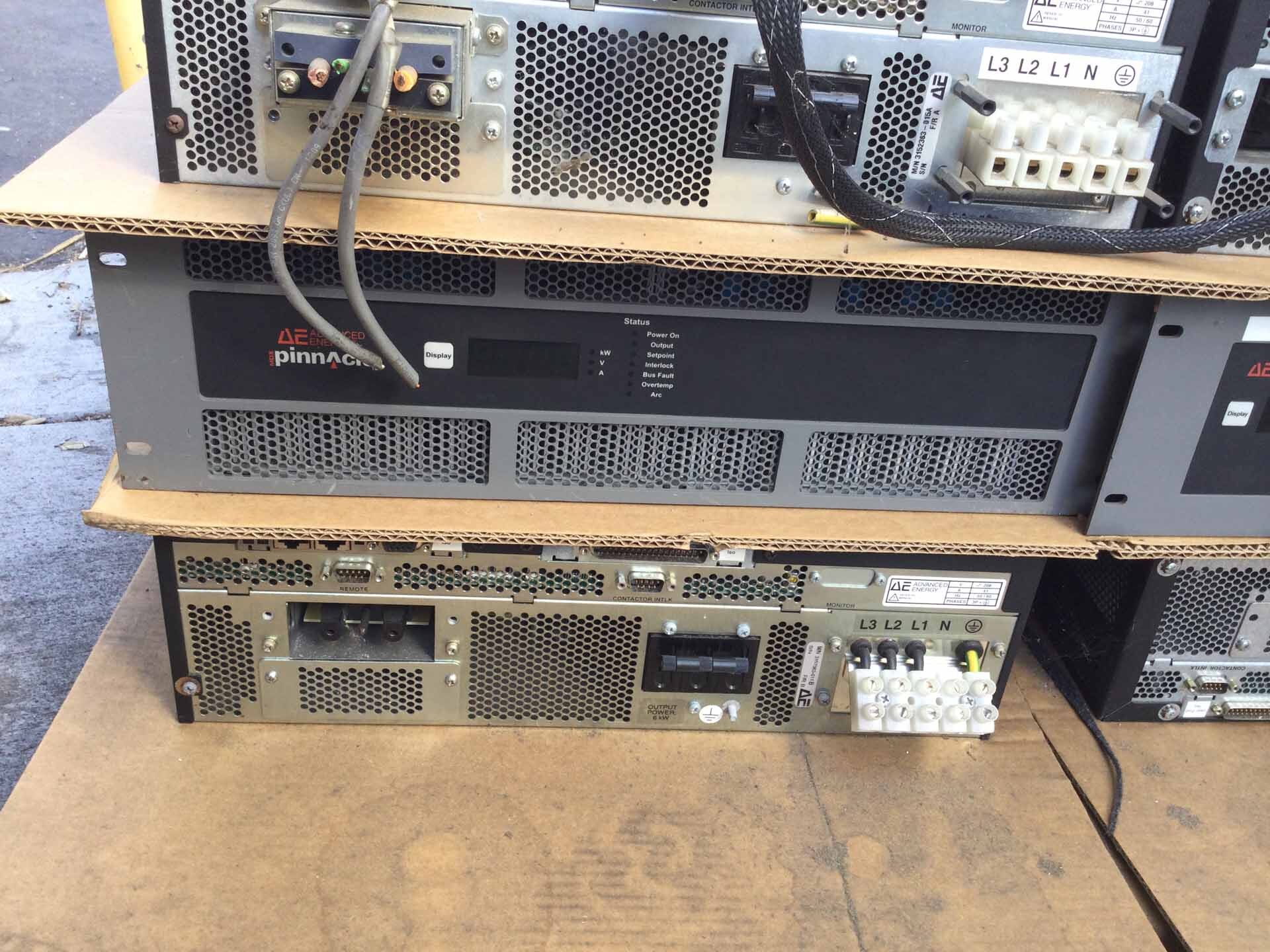 사진 사용됨 ADVANCED ENERGY Lot of power supplies 판매용