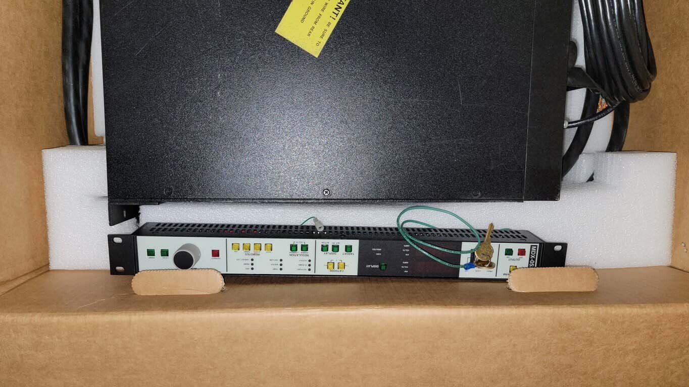 사진 사용됨 ADVANCED ENERGY Lot of power supplies 판매용