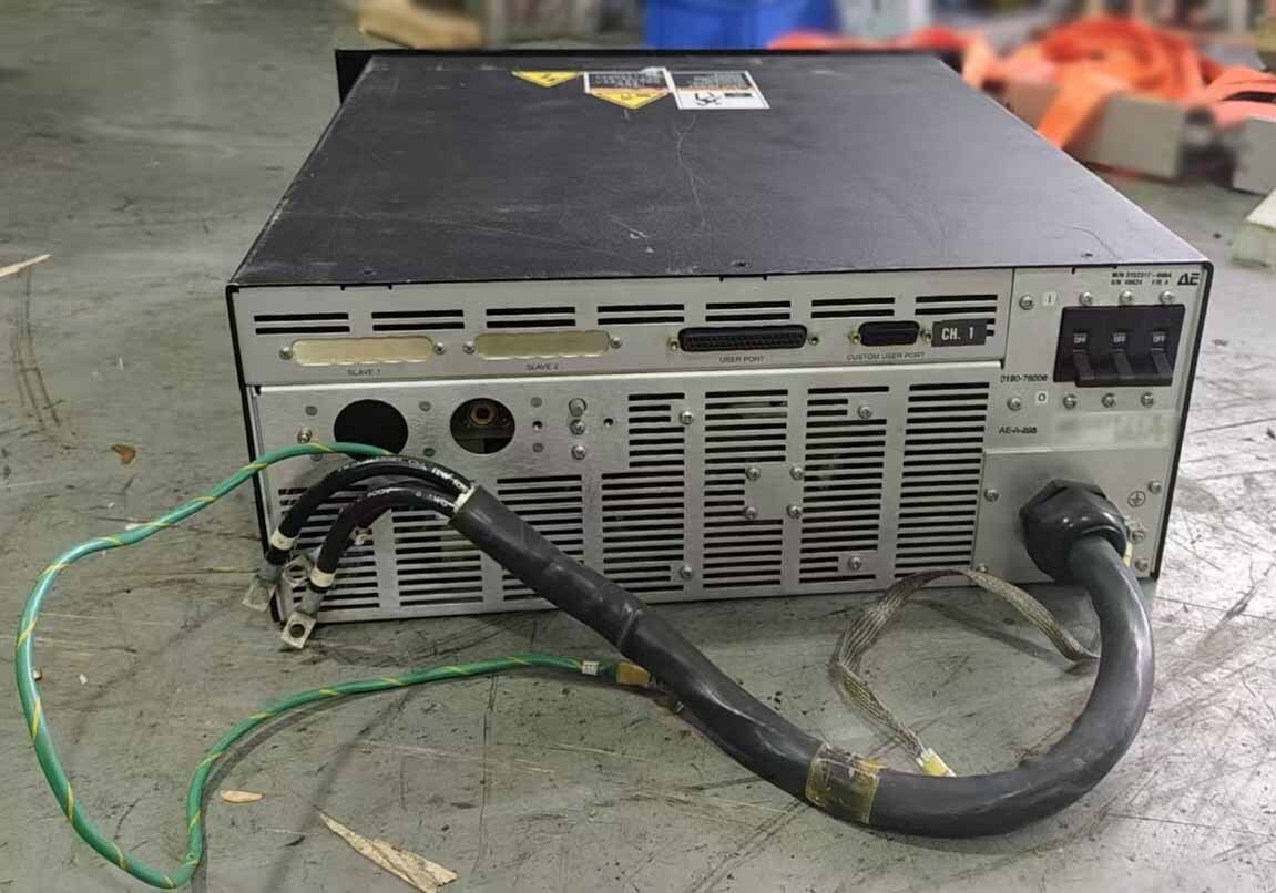 Photo Utilisé ADVANCED ENERGY MDX-L6 À vendre