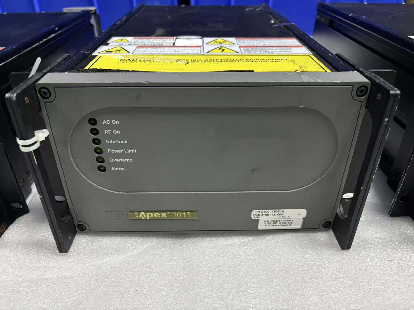 Photo Utilisé ADVANCED ENERGY Apex 3013 À vendre