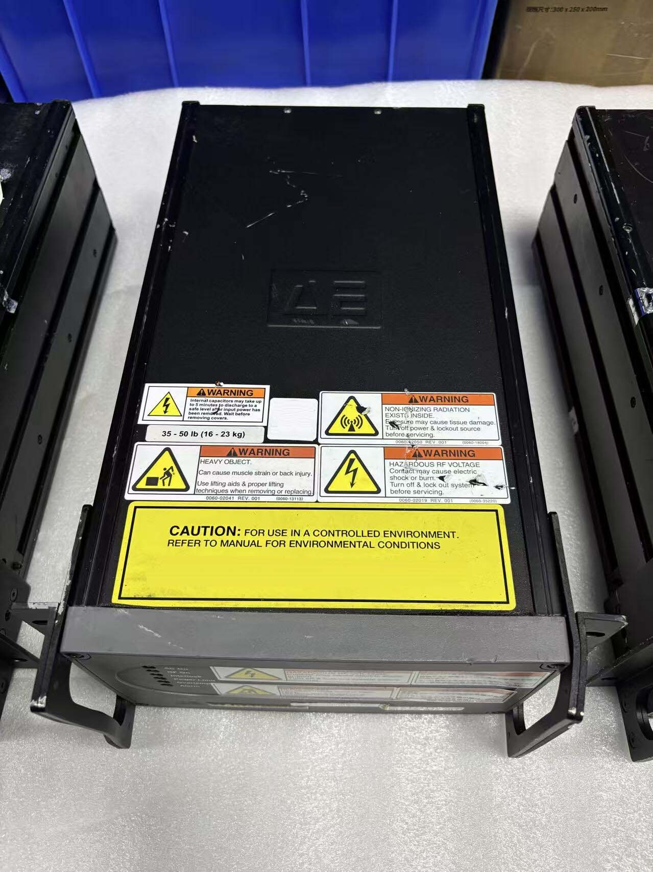 Photo Utilisé ADVANCED ENERGY Apex 3013 À vendre