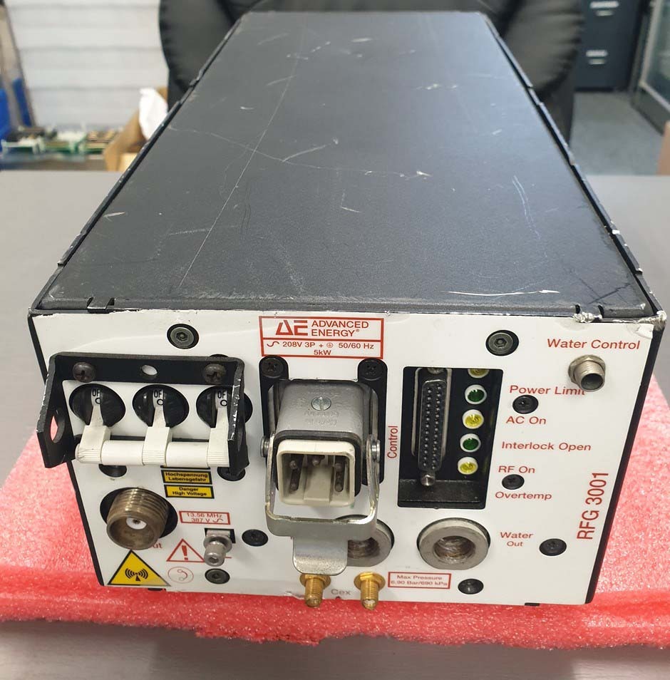 图为 已使用的 ADVANCED ENERGY RFG 3001 待售