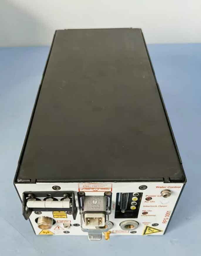 圖為 已使用的 ADVANCED ENERGY RFG 3001 待售