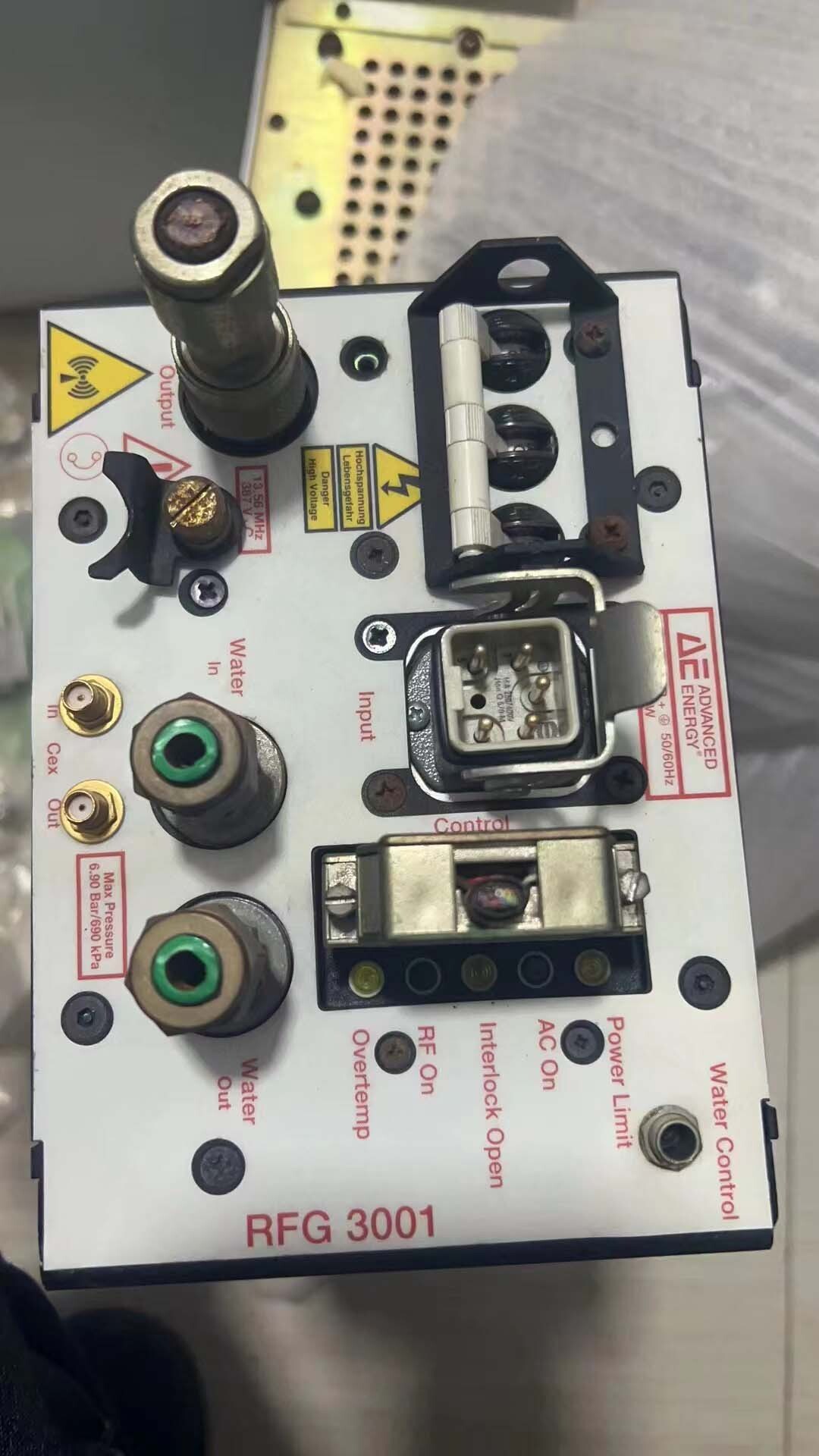 圖為 已使用的 ADVANCED ENERGY RFG 3001 待售