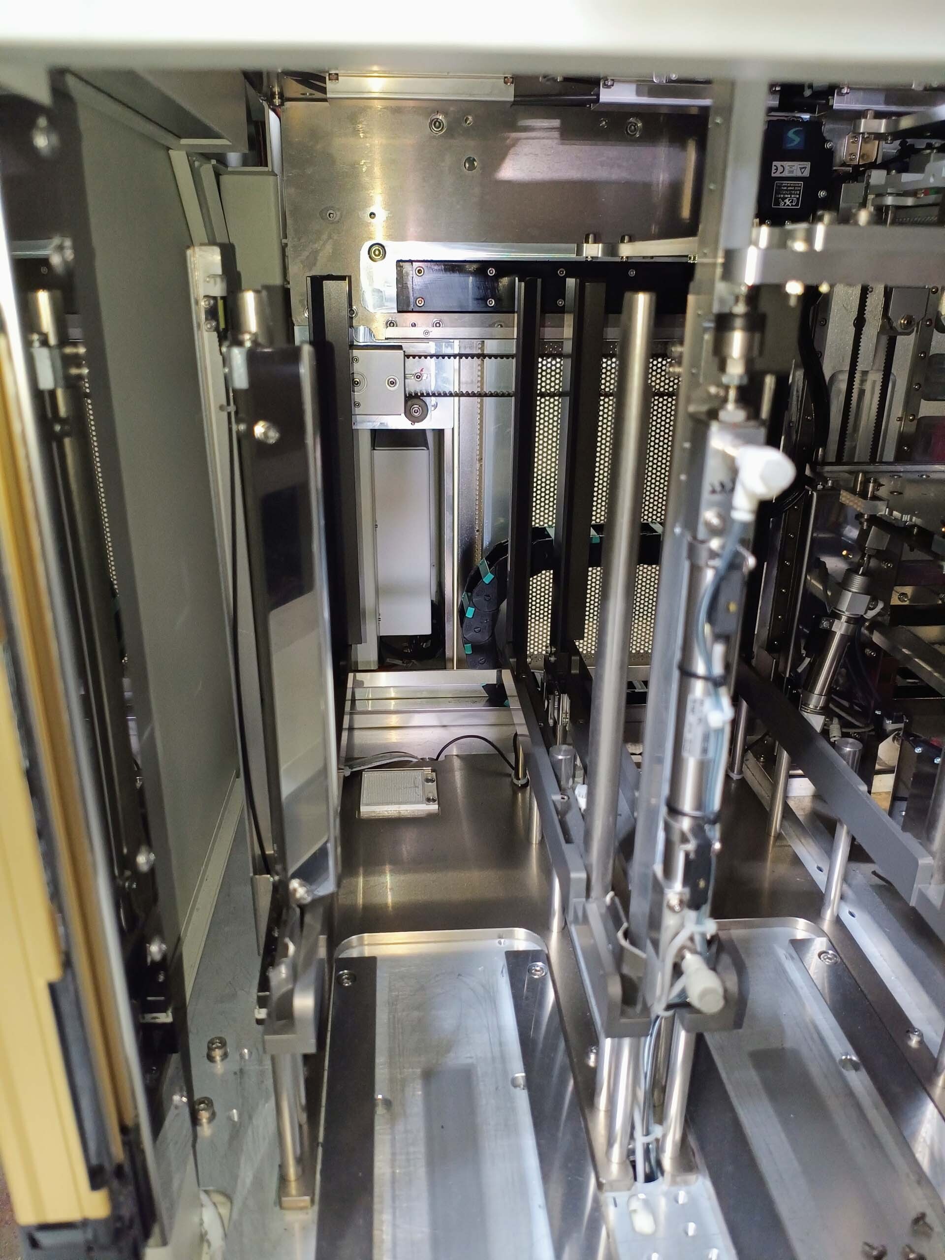 Photo Utilisé ADVANTEST M 6300 À vendre