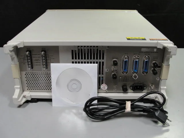 [JUNK]USED ADVANTEST R6245A 2CHANNEL VOLTAGE CURRENT SOUCE/MONITOR 2チャンネルボルテージカレントソースモニター[ST1913114] Advantest R6245 : 2 Channel Voltage Current Source⁄Monitor (1959)